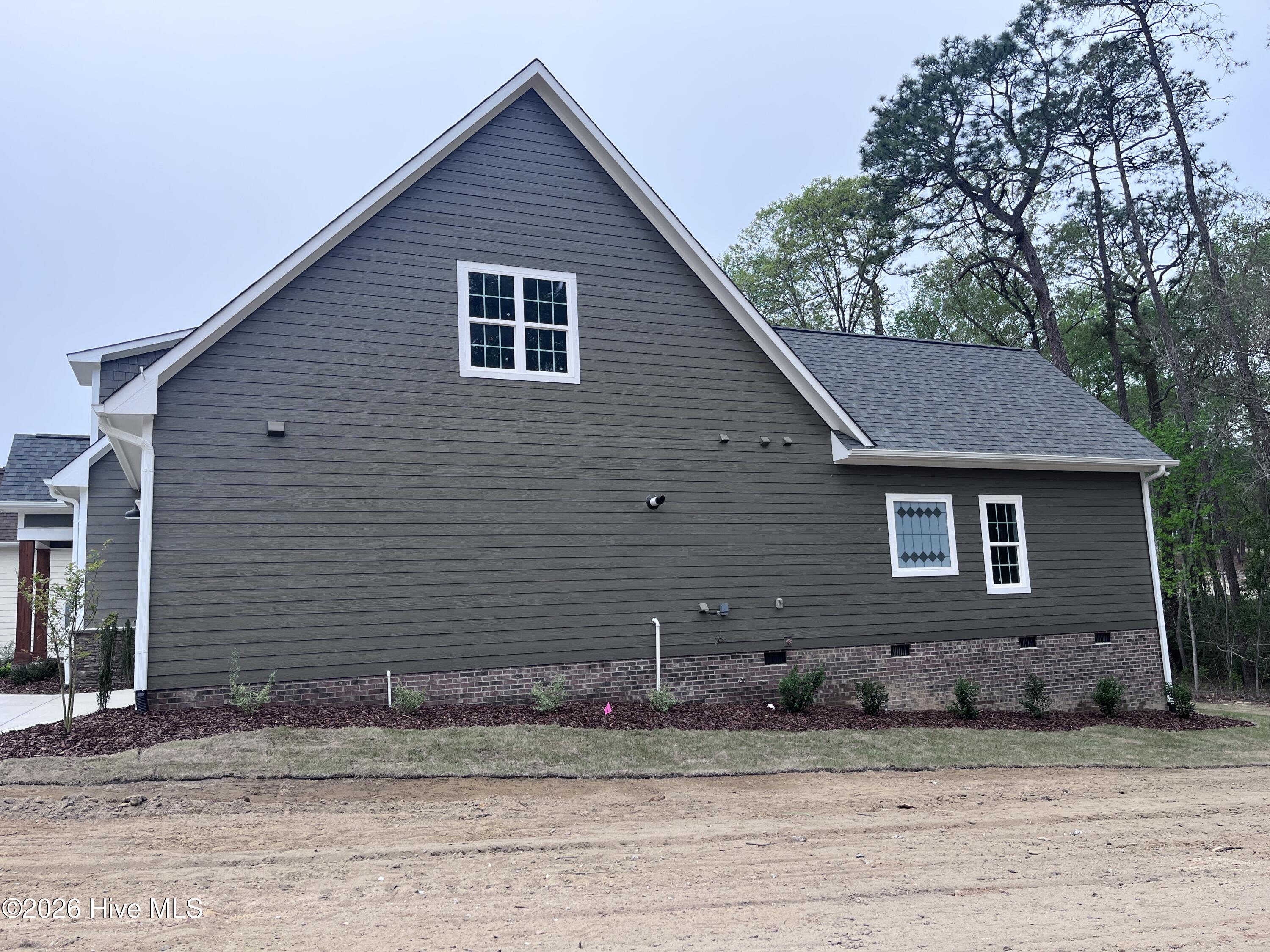 613 Jumper Court Property Photo 4