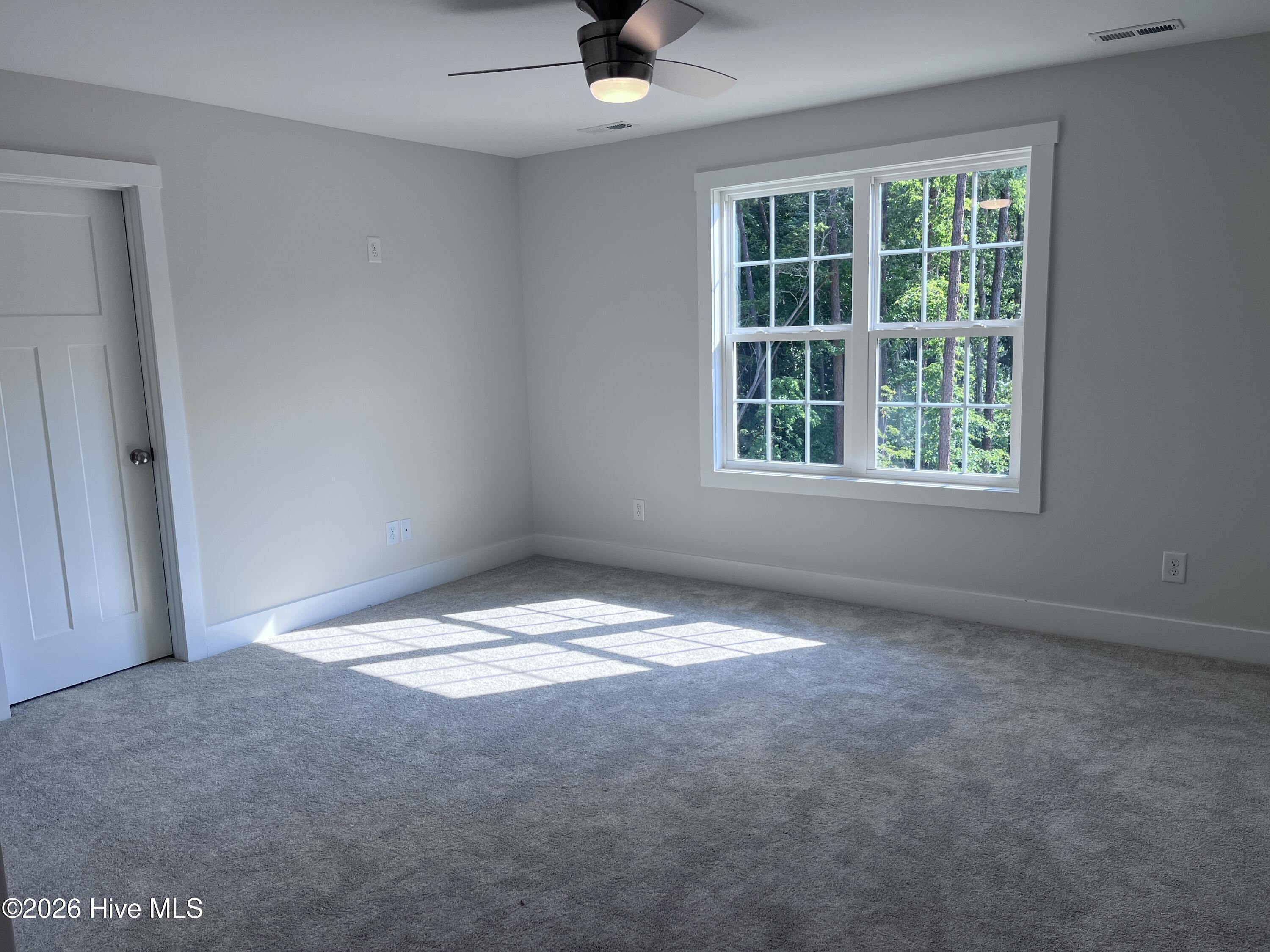 613 Jumper Court Property Photo 14