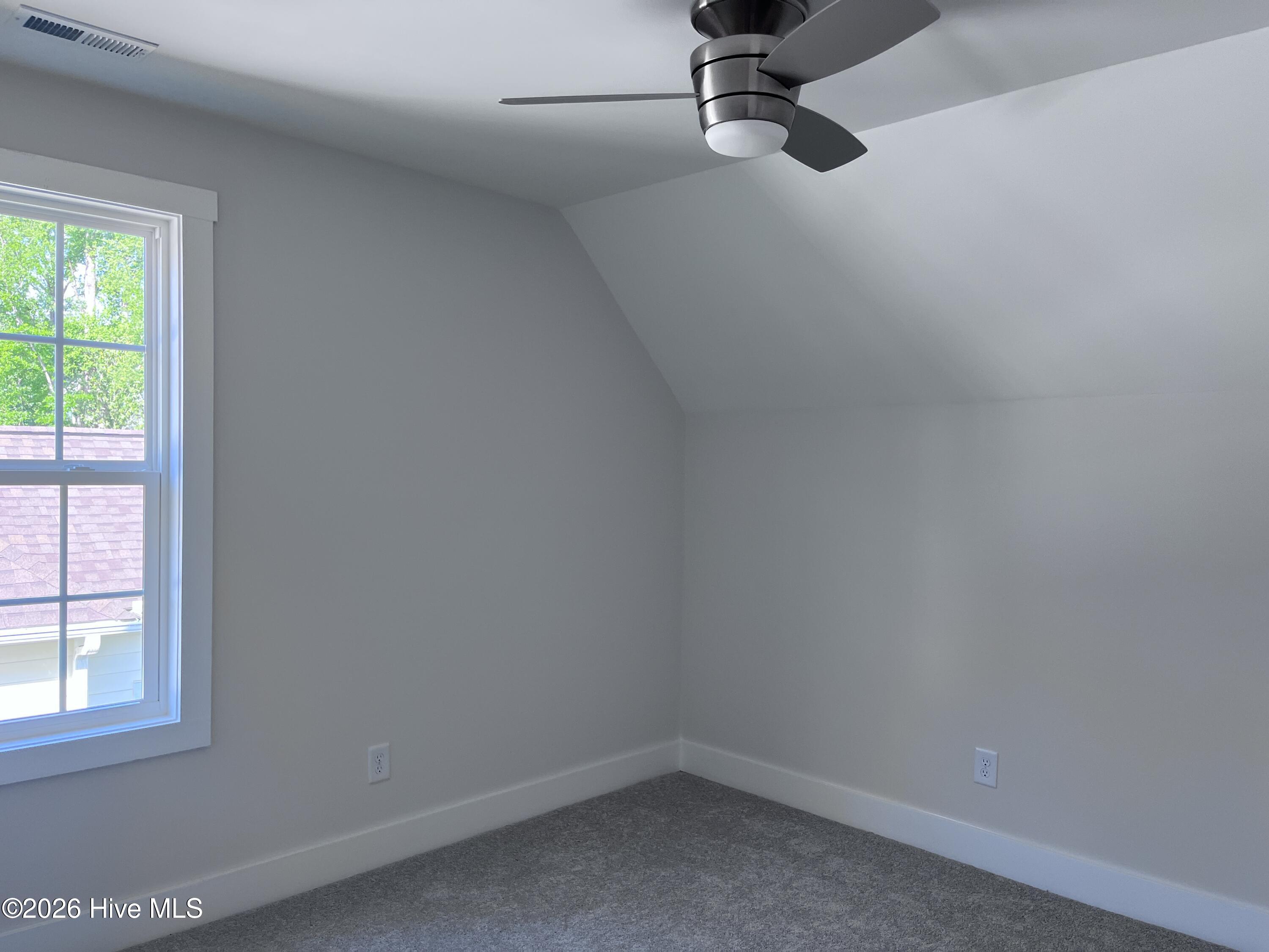 613 Jumper Court Property Photo 16