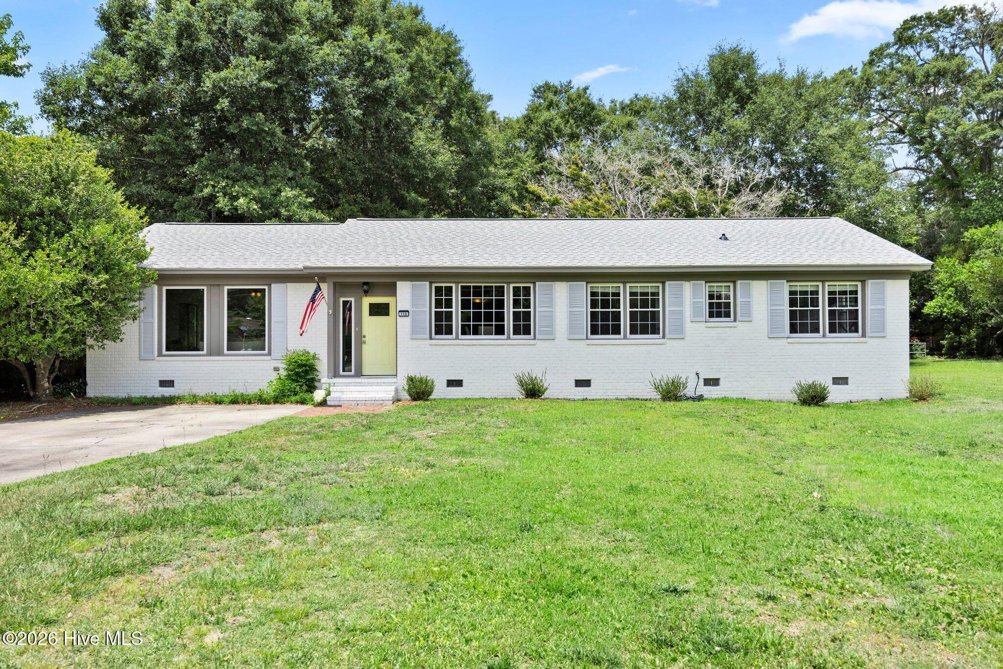110 Jeb Stuart Drive Property Photo 1