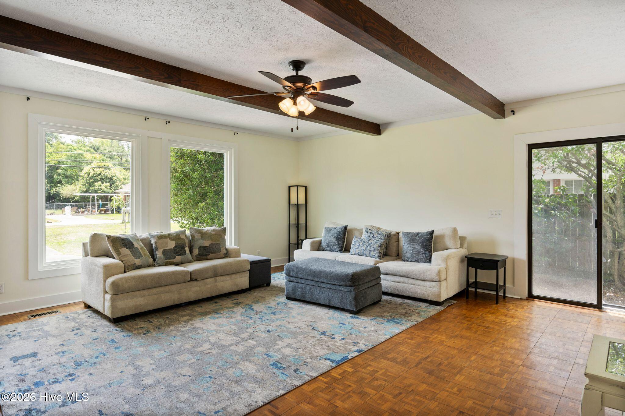 110 Jeb Stuart Drive Property Photo 8