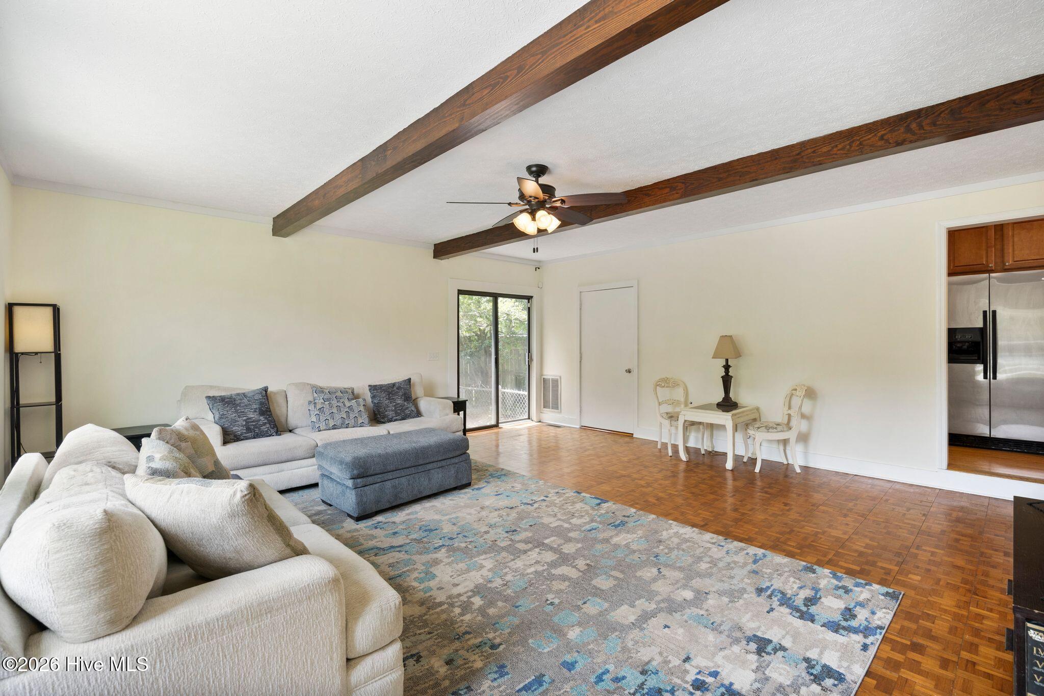 110 Jeb Stuart Drive Property Photo 9