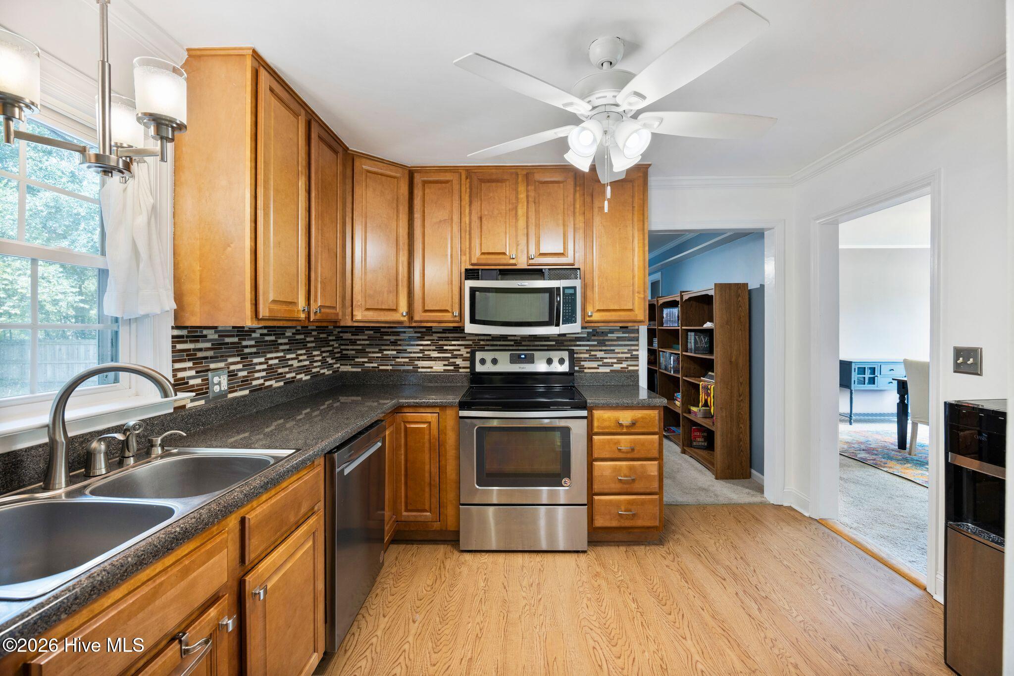 110 Jeb Stuart Drive Property Photo 14
