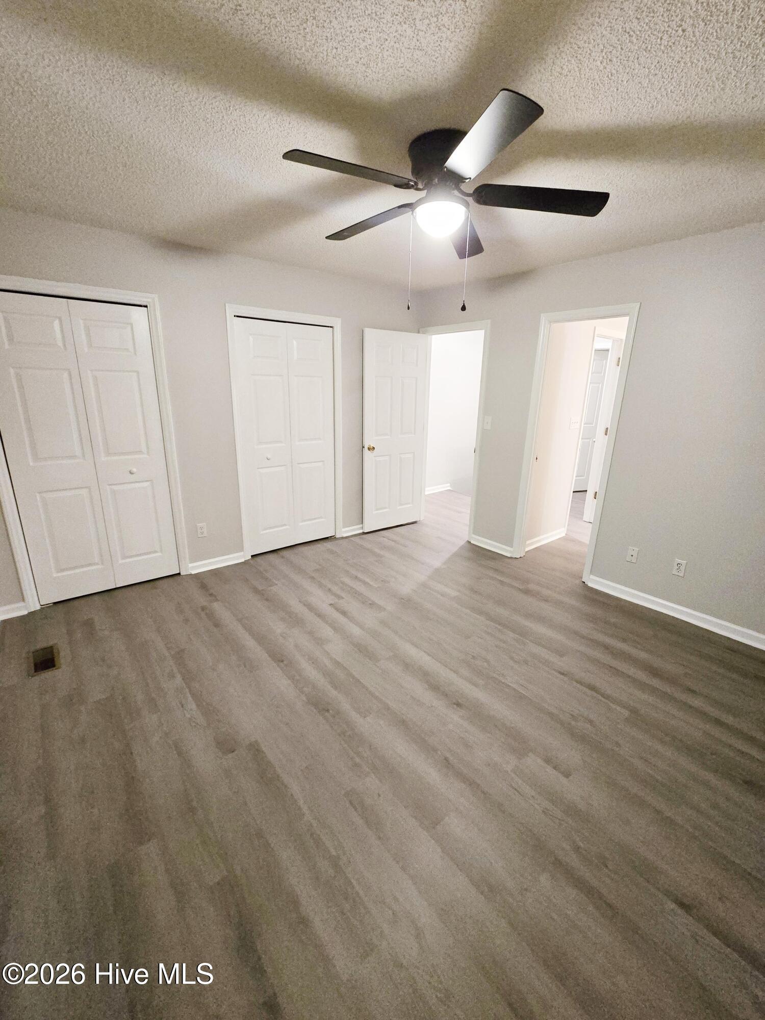 3813 Sterling Pointe Drive V9 Property Photo 11