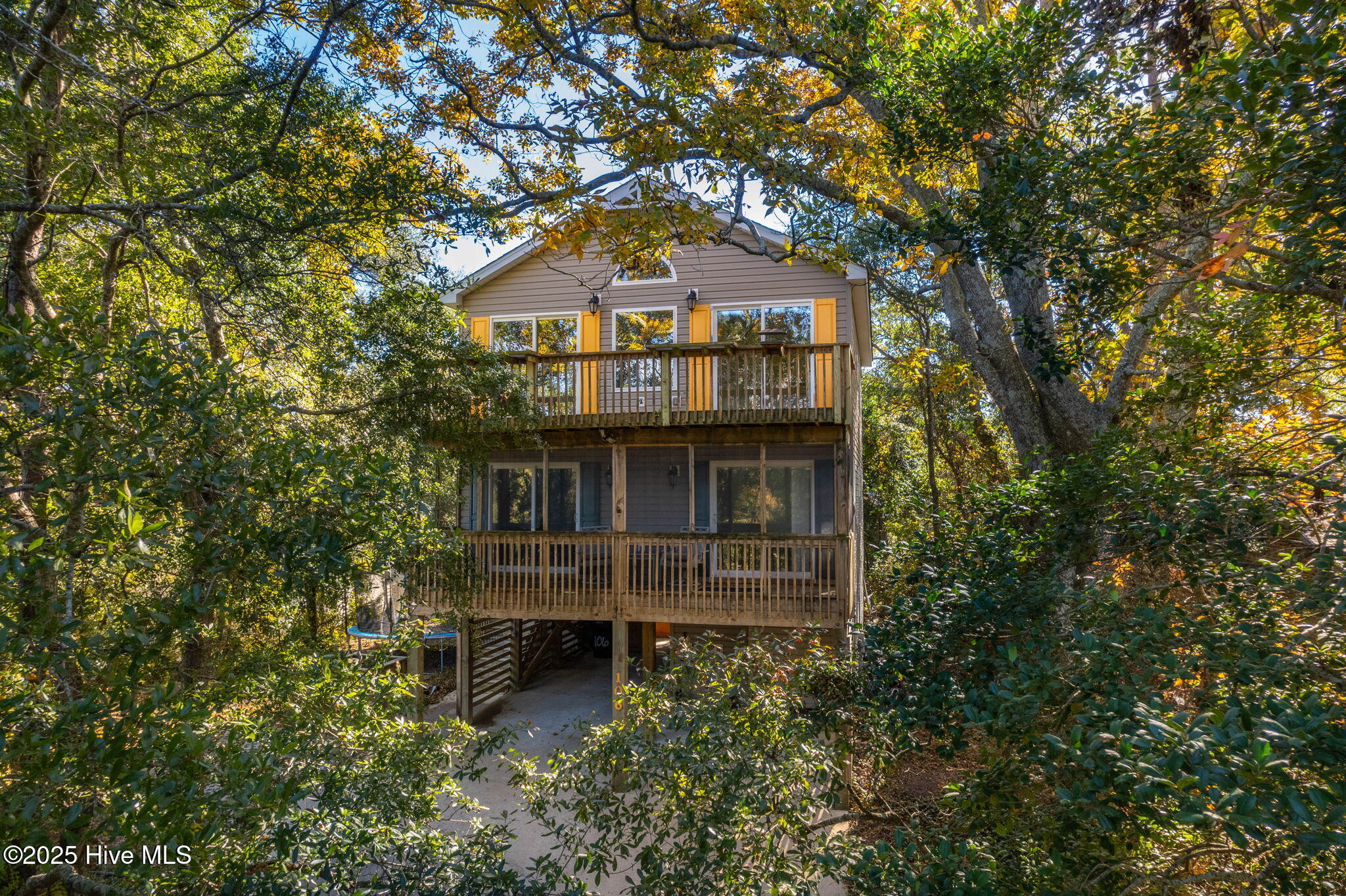 106 William Tryon Court Property Photo 1
