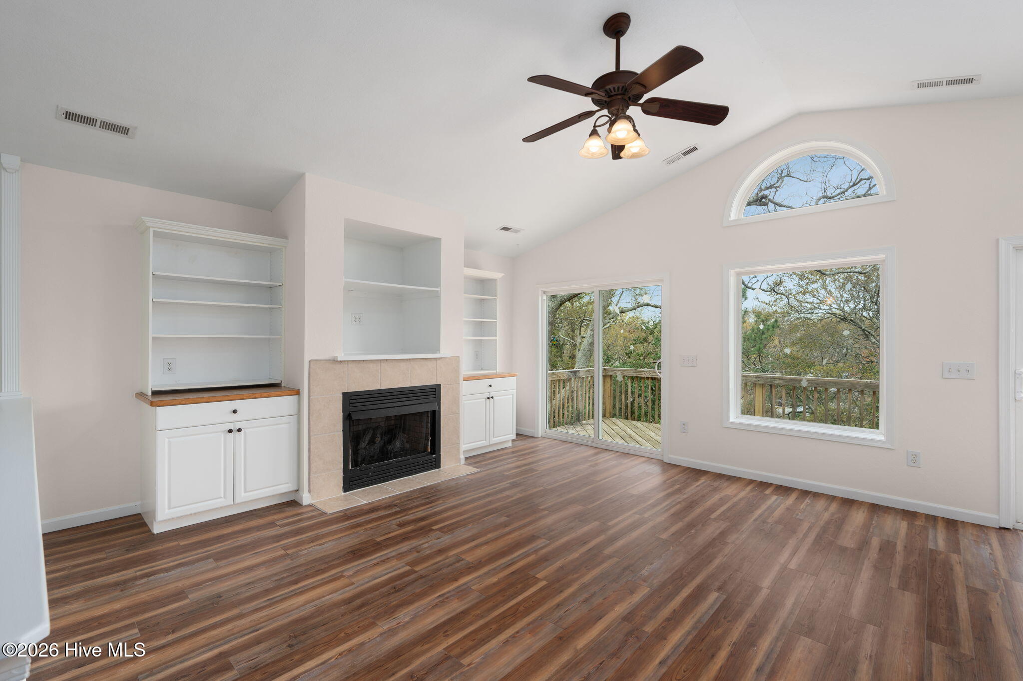 106 William Tryon Court Property Photo 7