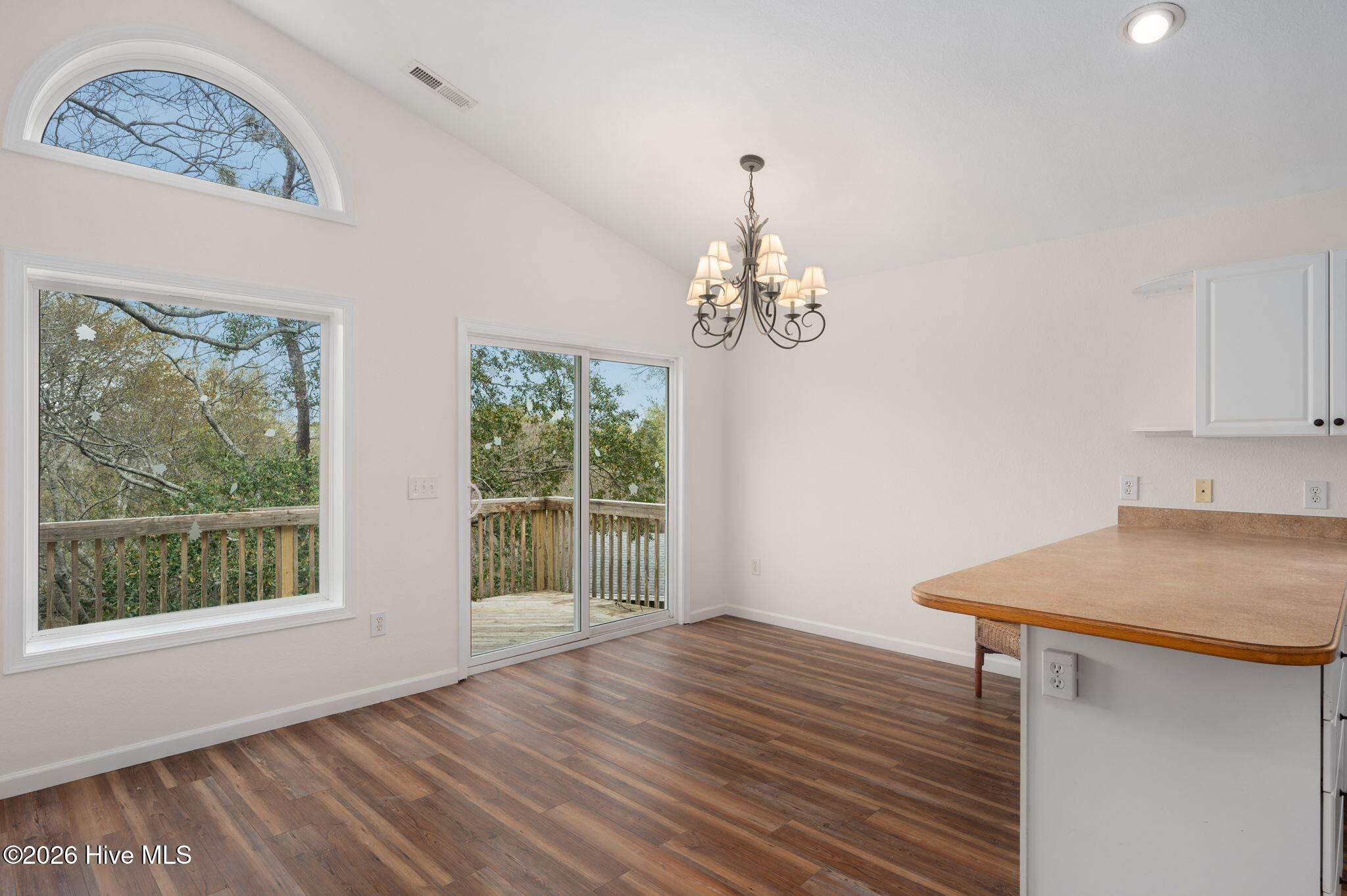 106 William Tryon Court Property Photo 10