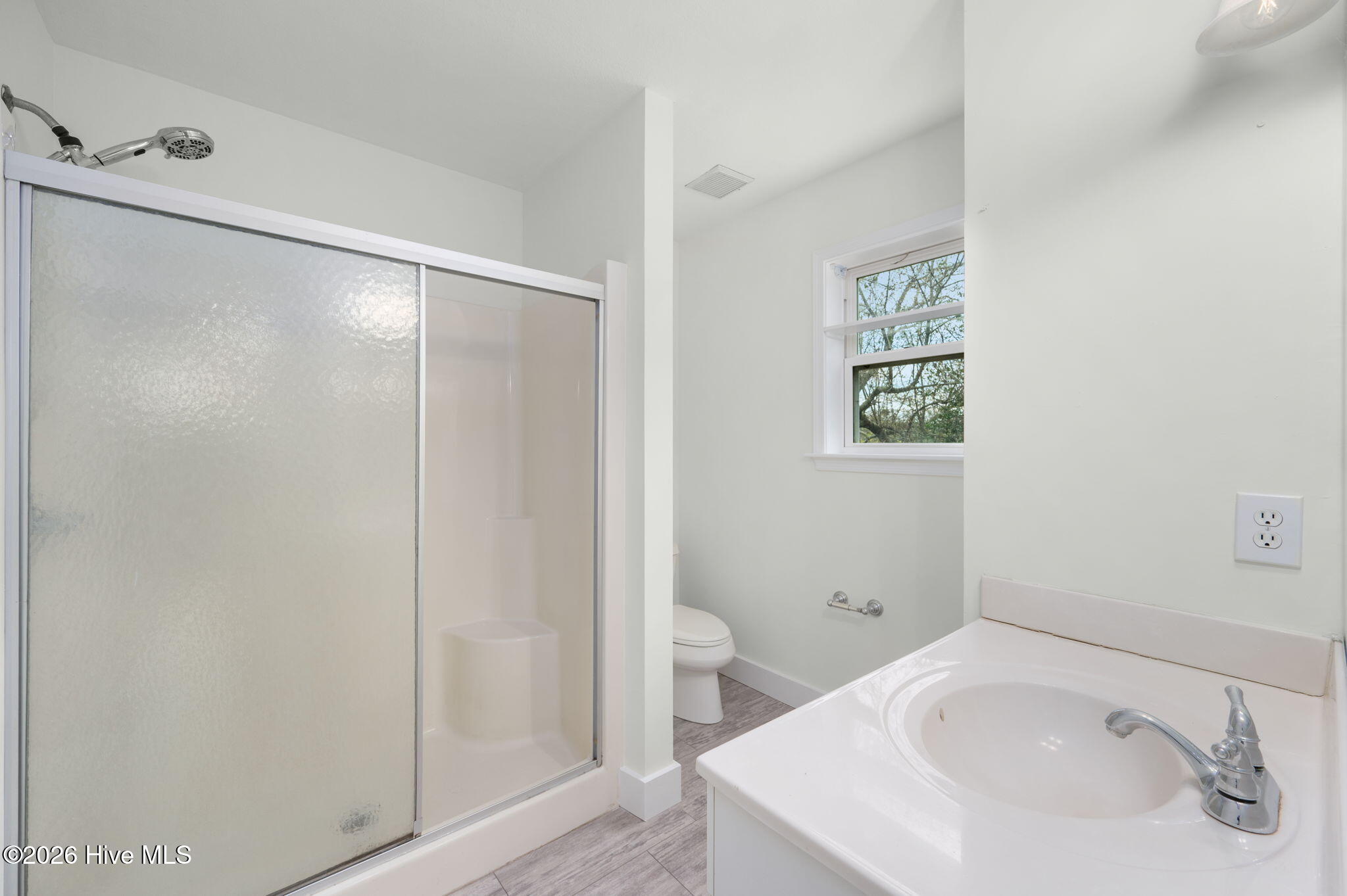 106 William Tryon Court Property Photo 21