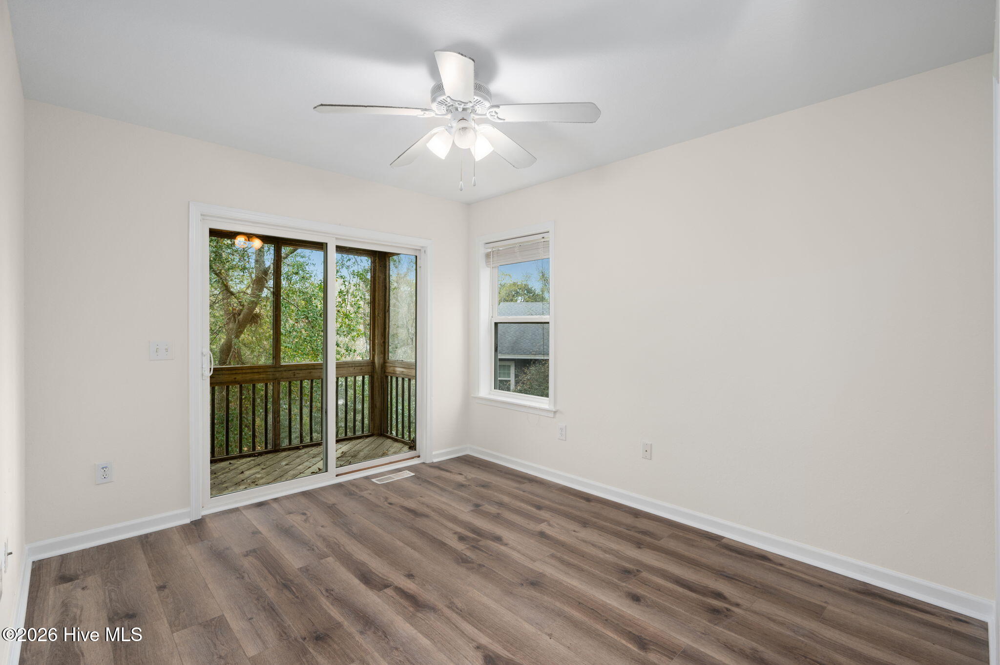 106 William Tryon Court Property Photo 27