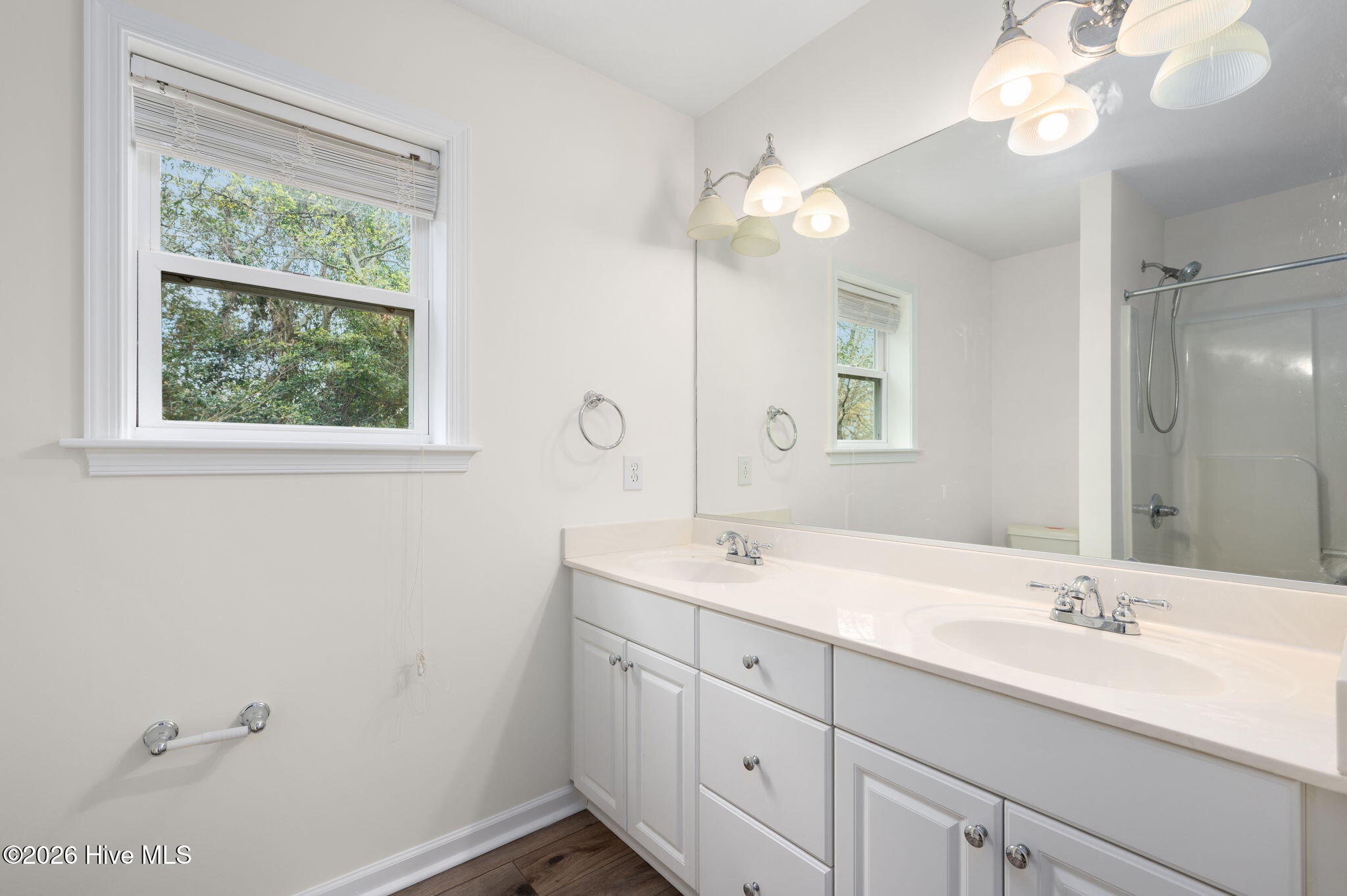 106 William Tryon Court Property Photo 34