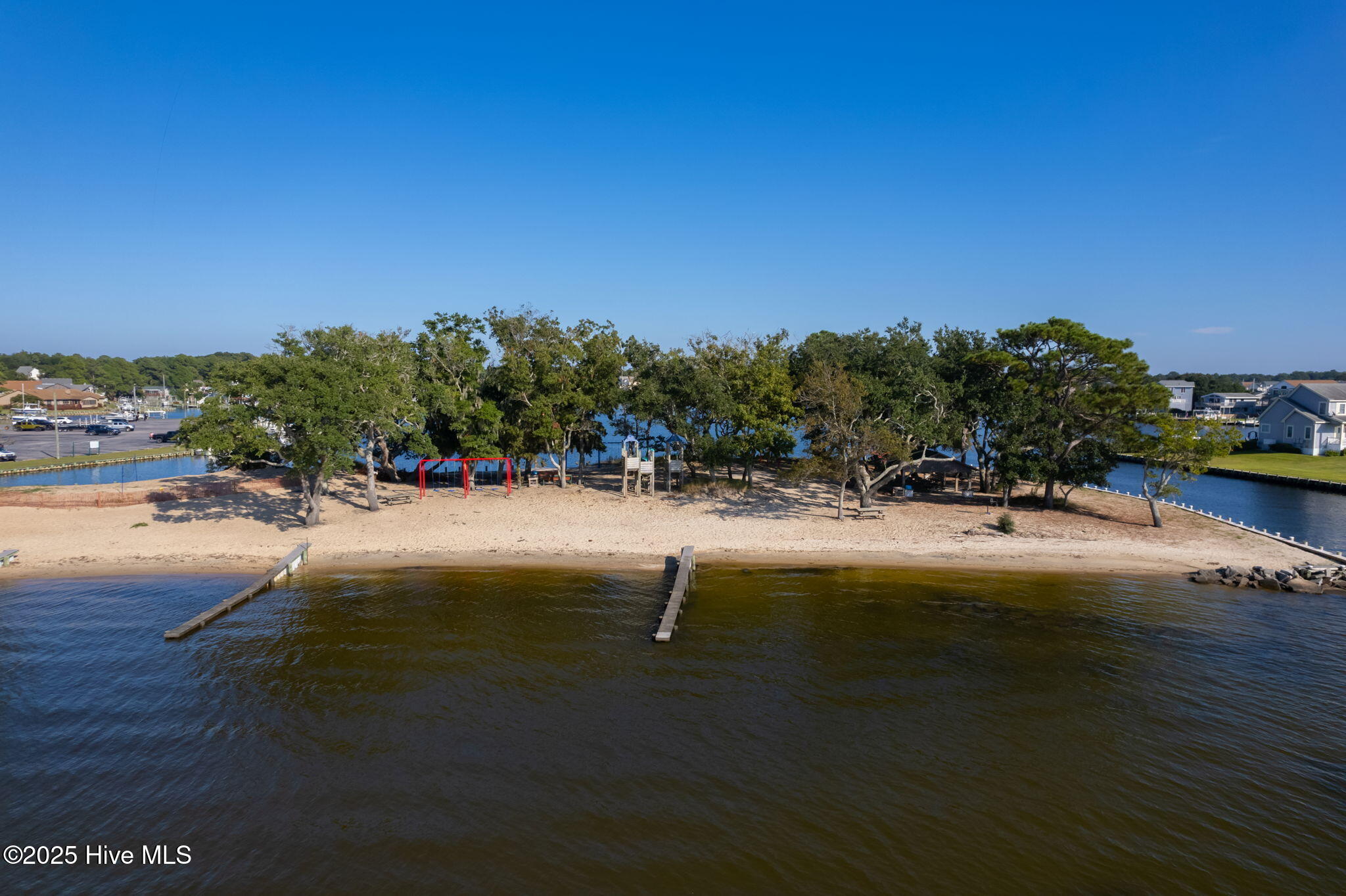 106 William Tryon Court Property Photo 46