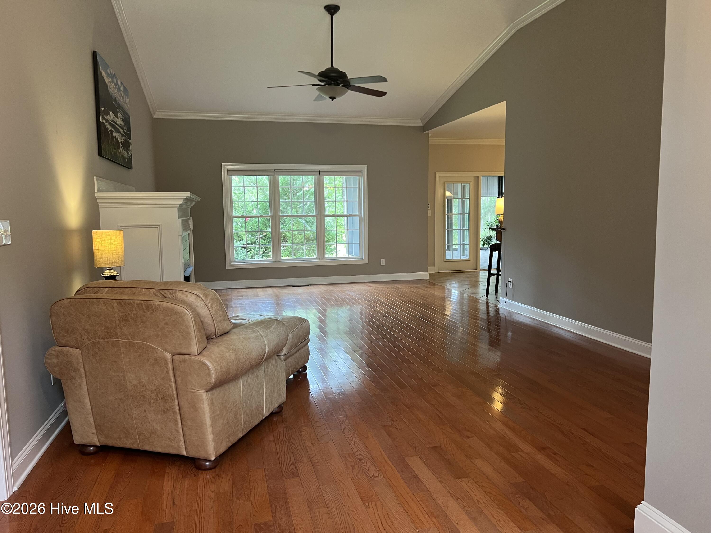 30180 E Lake Road Property Photo 15