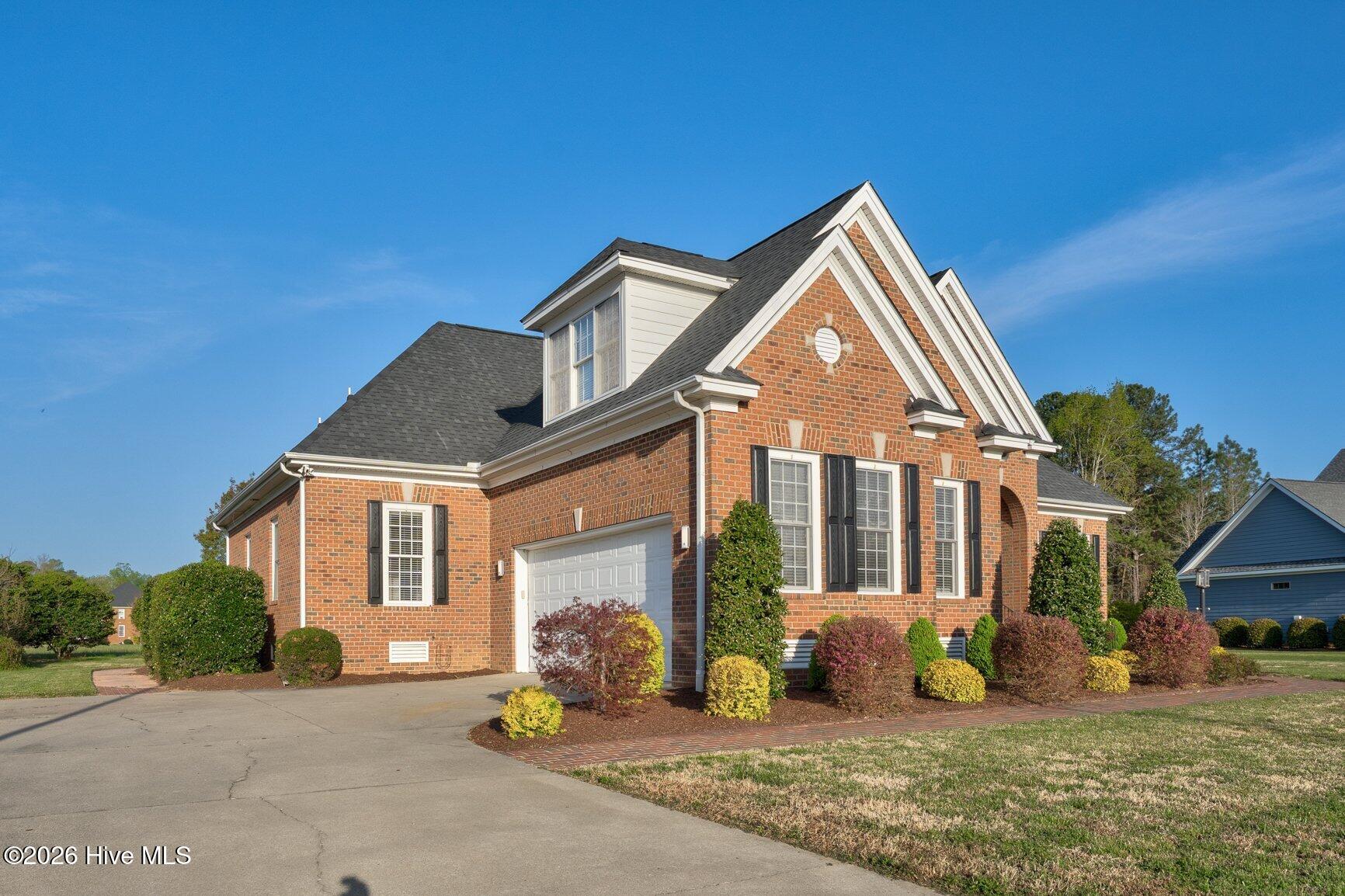 642 Chimney Hill Way Property Photo 4