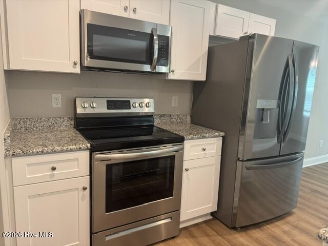 1050 W Indiana Avenue Property Photo 9