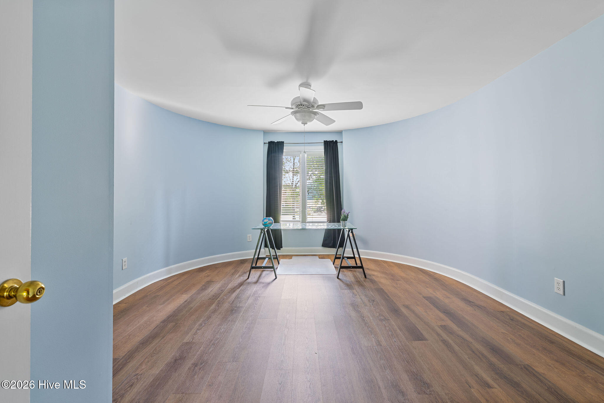 5007 Country Club Drive N Property Photo 18