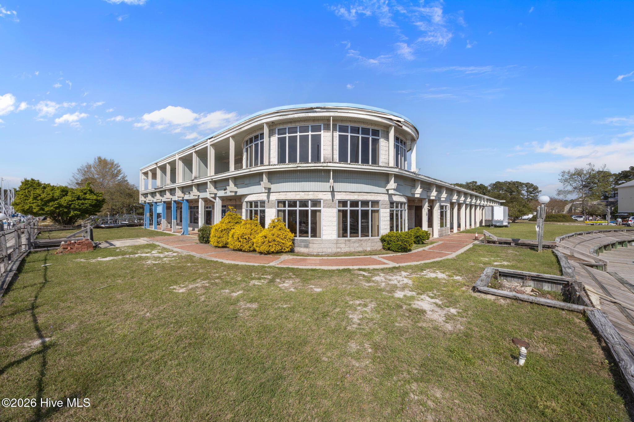 100 Marina Drive Property Photo 1