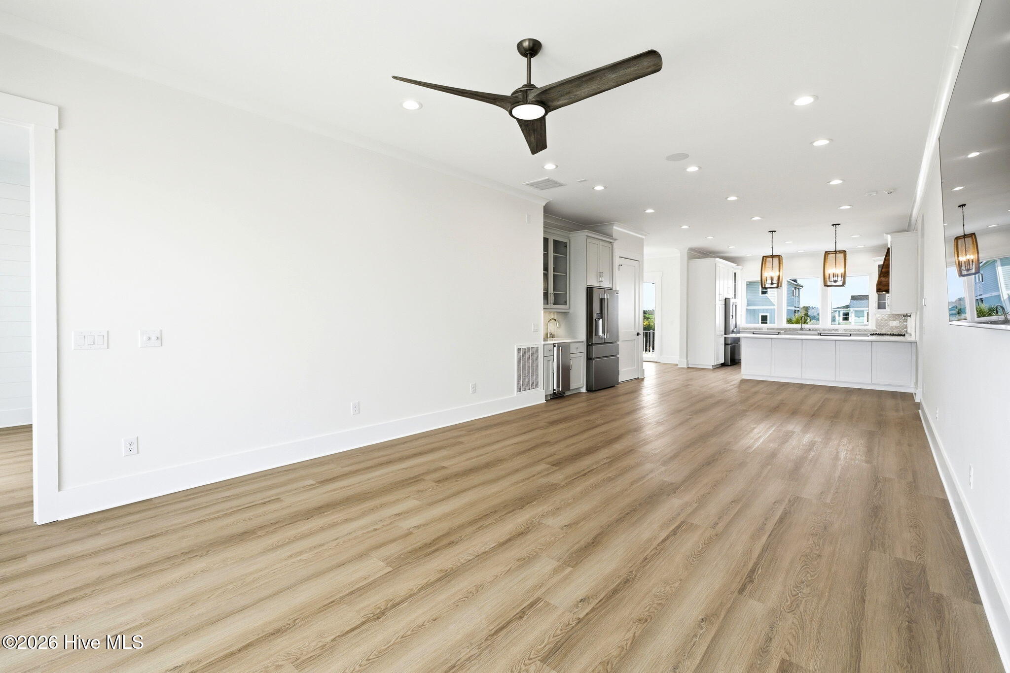 787 Ocean Boulevard W Property Photo 11