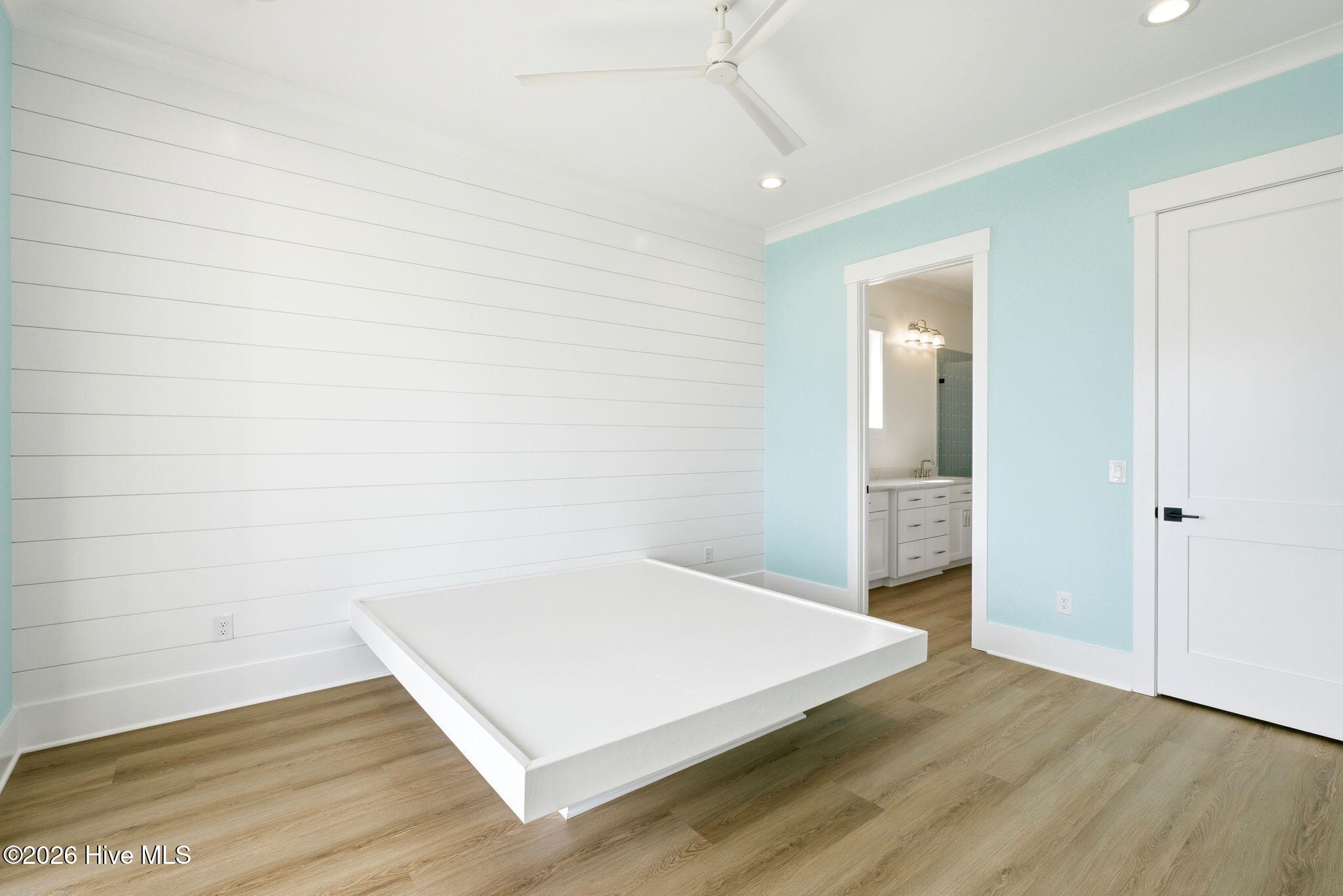 787 Ocean Boulevard W Property Photo 19
