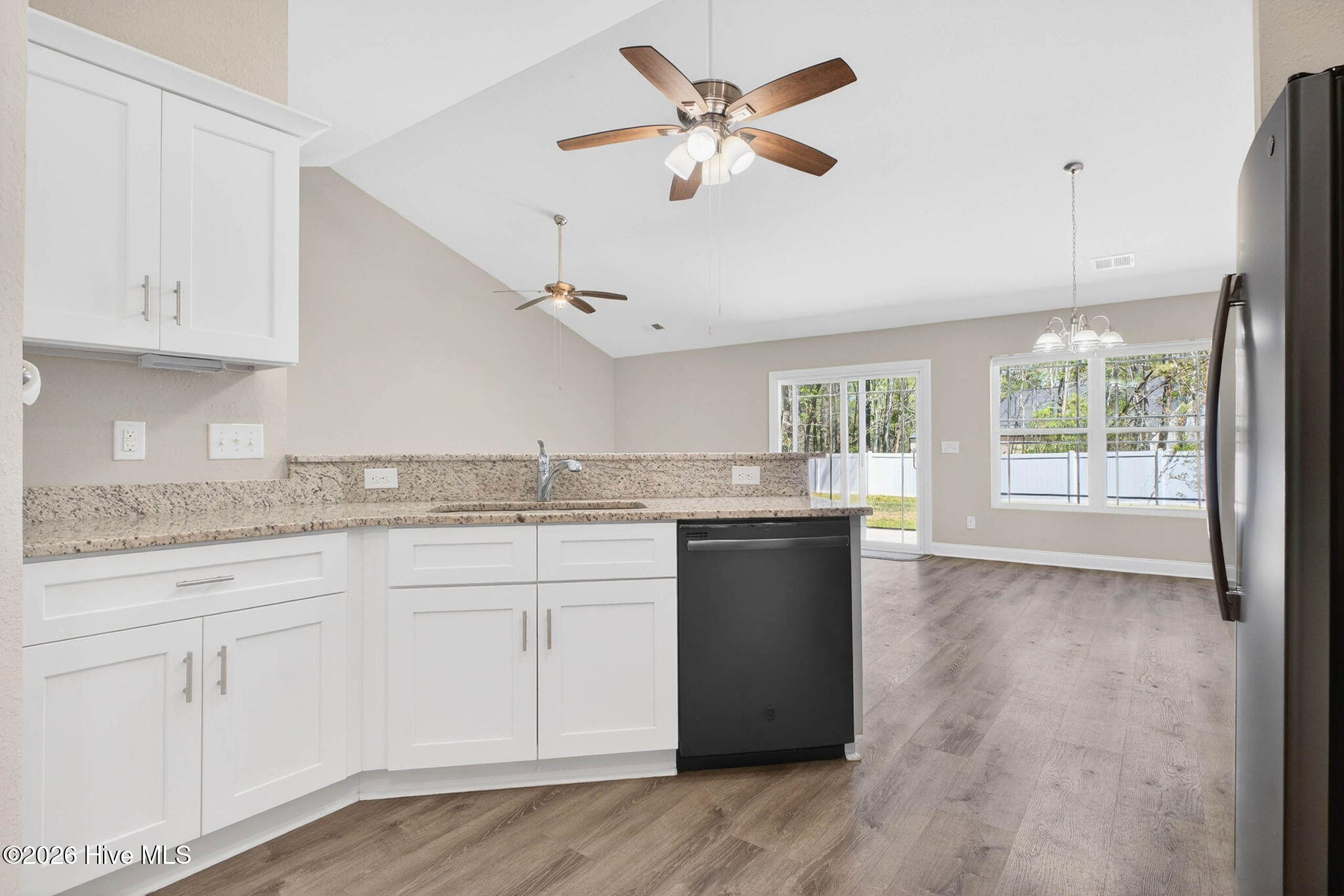 116 Boundary Loop Road Nw Property Photo 24