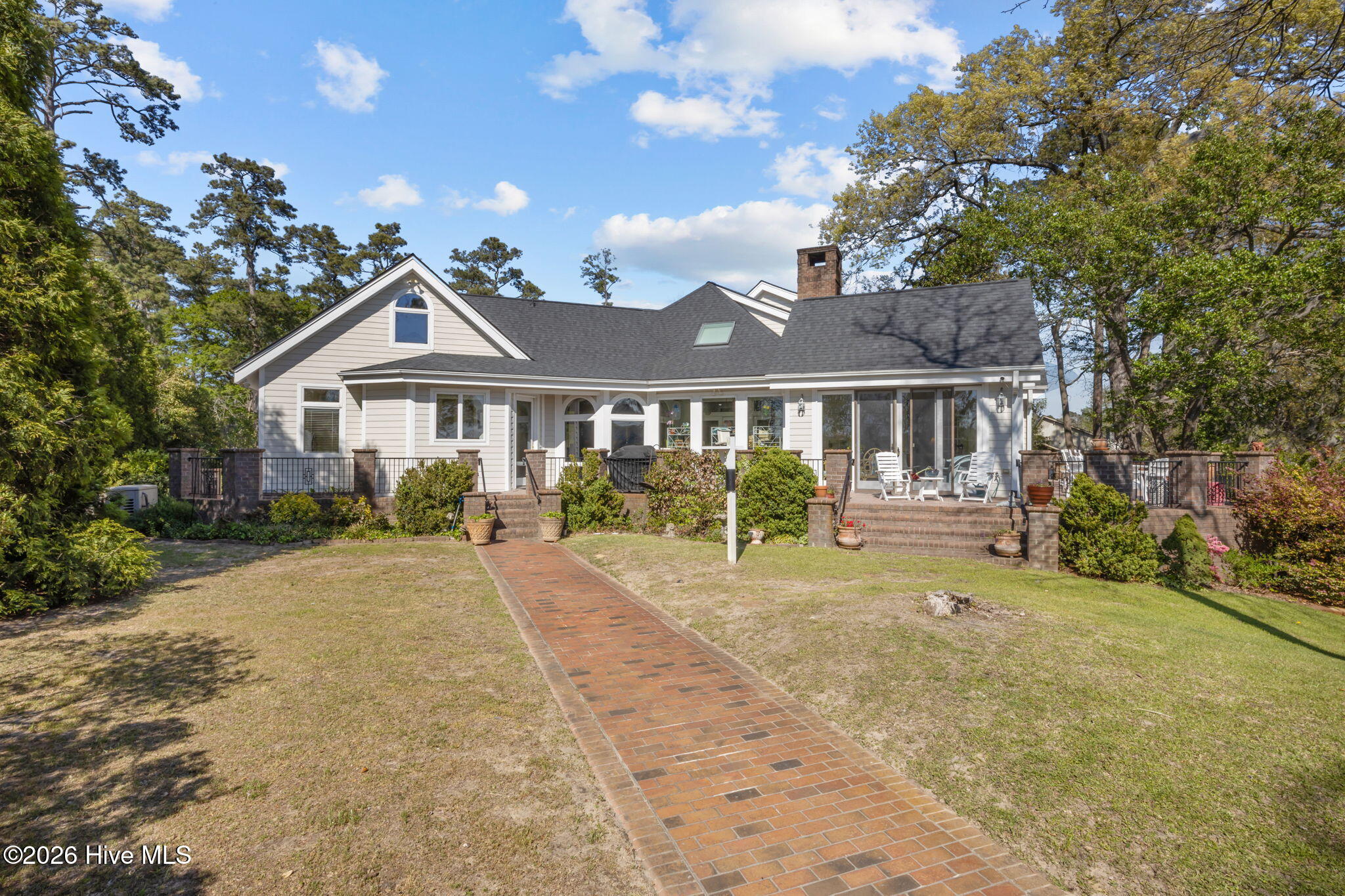 211 Wilson Point Road Property Photo 16