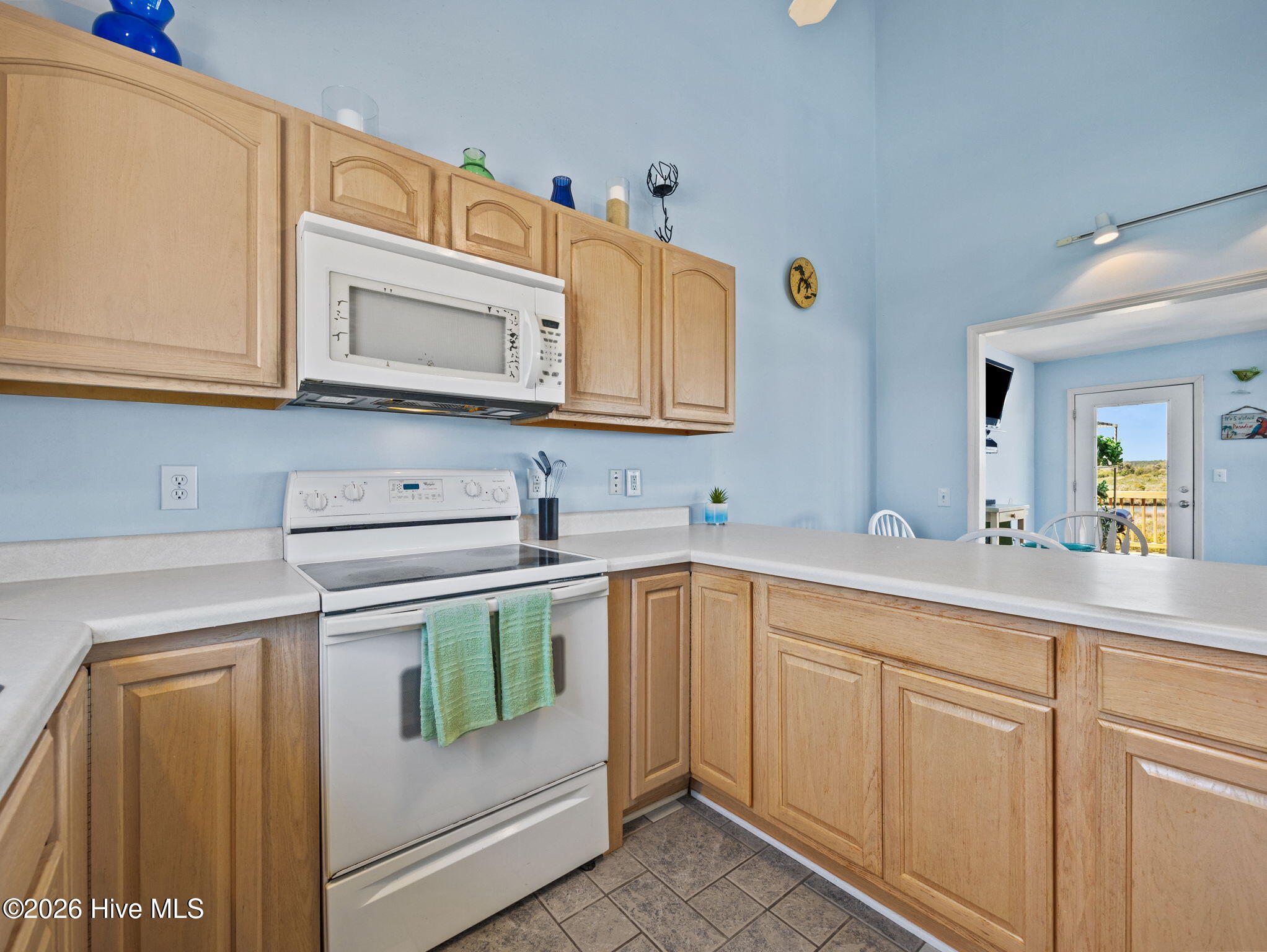 3735 Island Drive Property Photo 11
