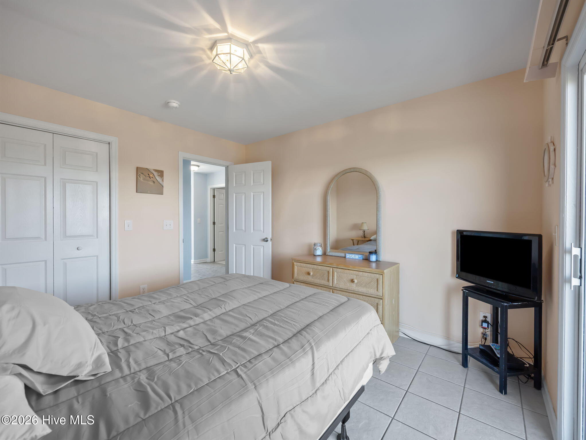 3735 Island Drive Property Photo 27