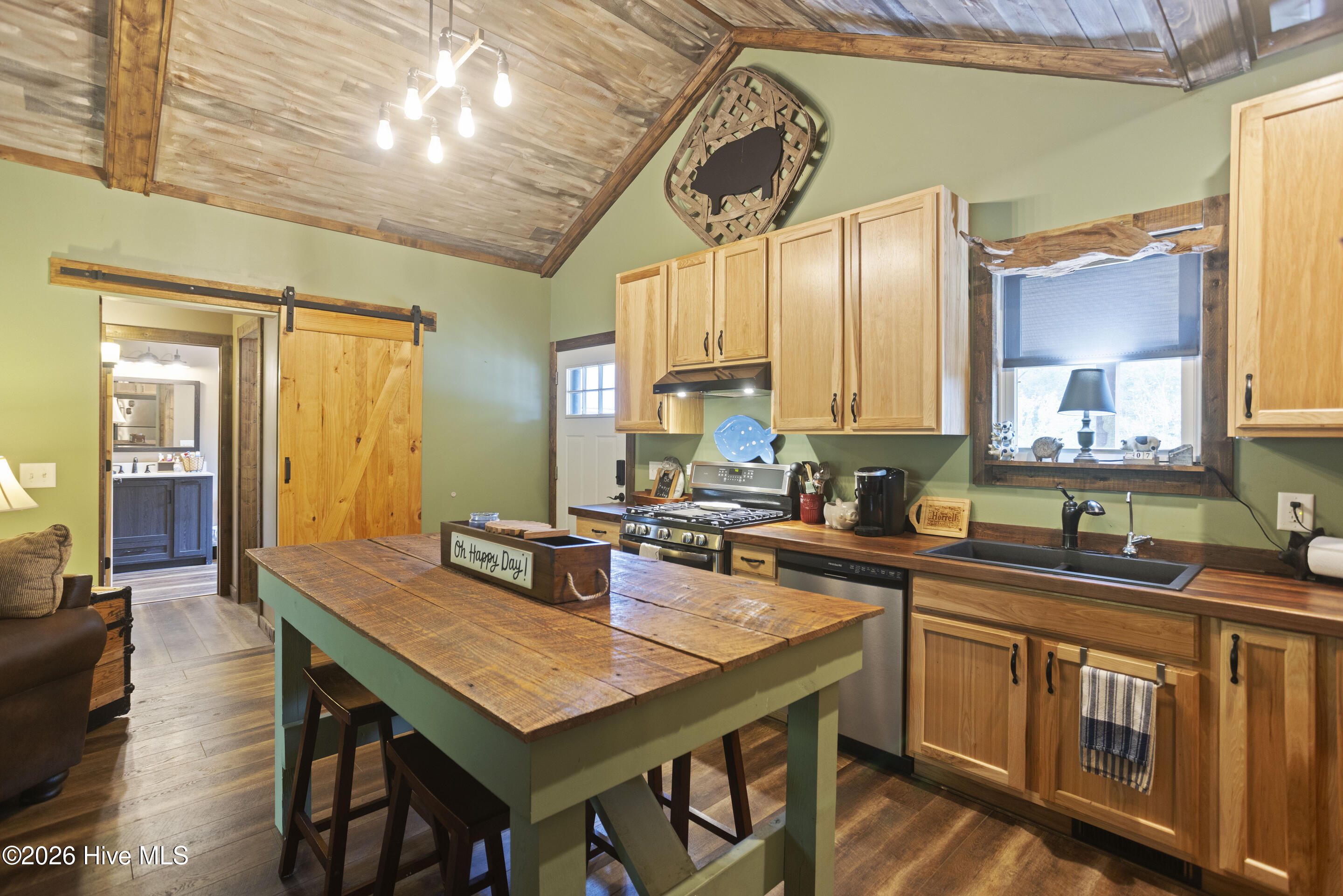 229 Estate Road Property Photo 60