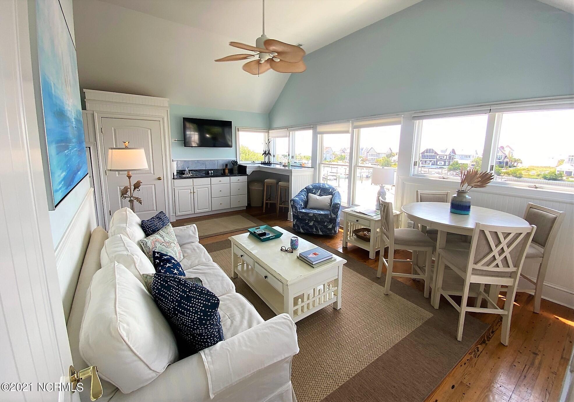21 Keelson Row Yachtmaster 8i Property Photo 9