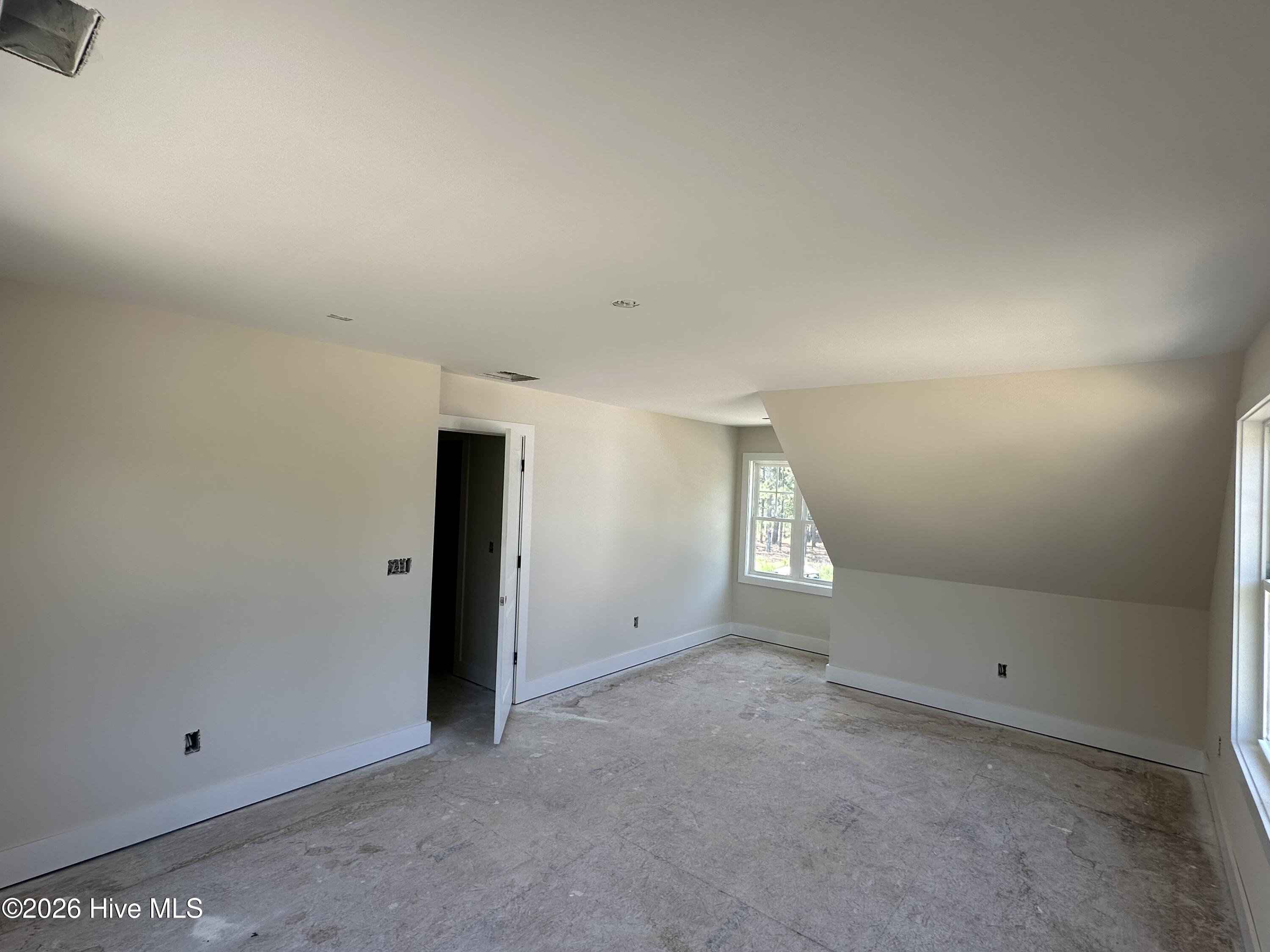 201 Spring Meadows Drive Property Photo 10