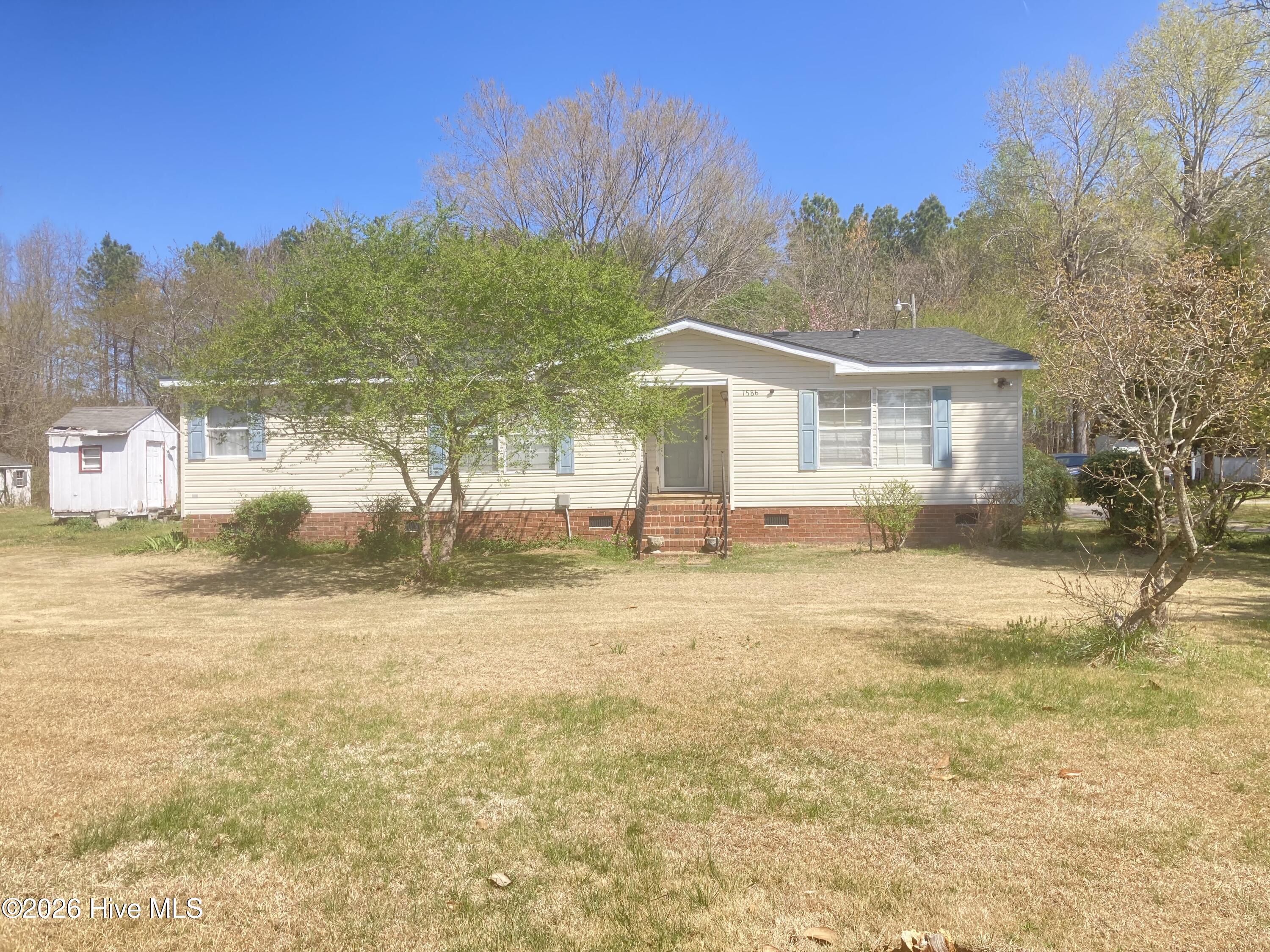 1586 Gum Swamp Church Road Property Photo 6