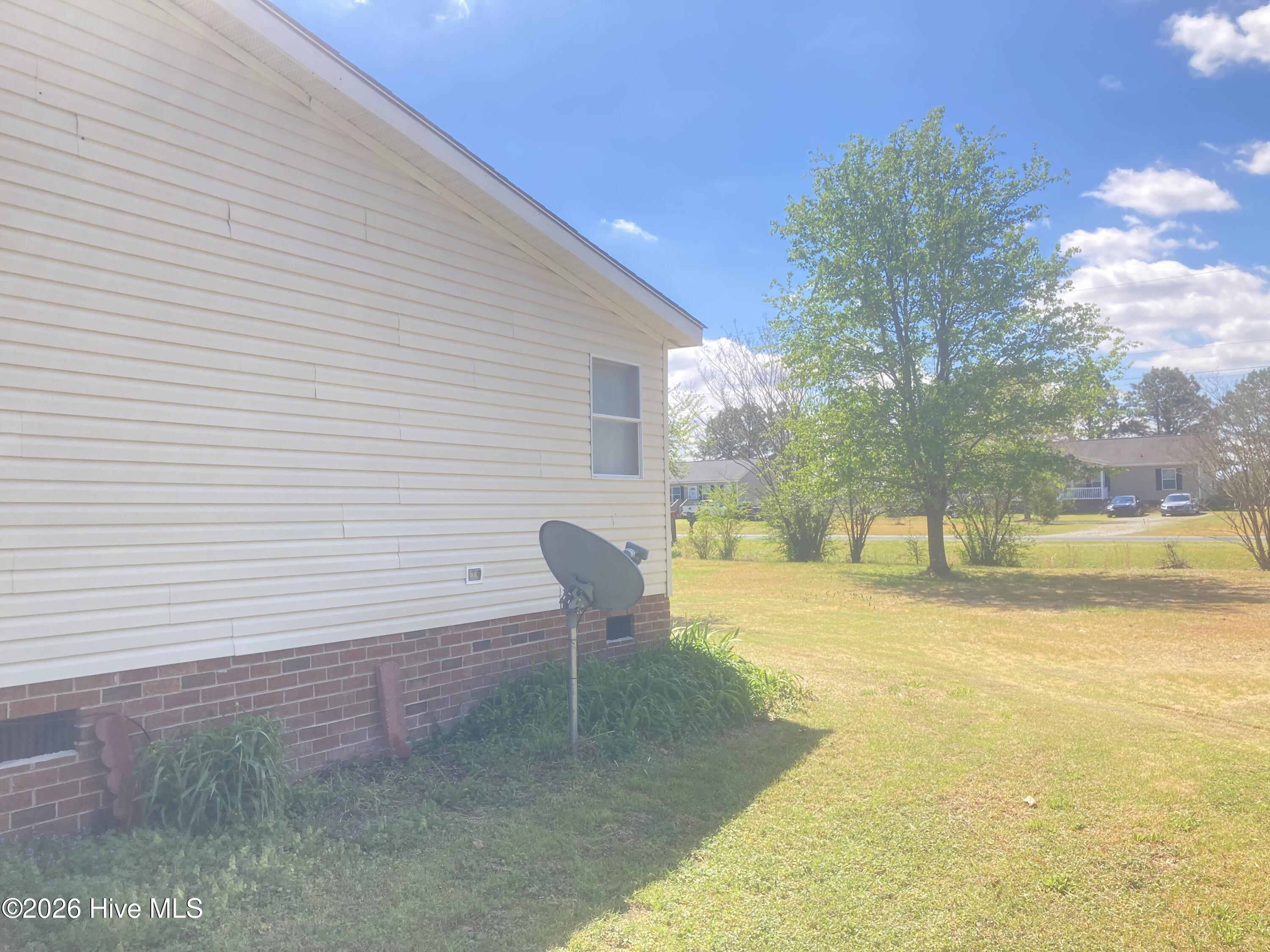1586 Gum Swamp Church Road Property Photo 14