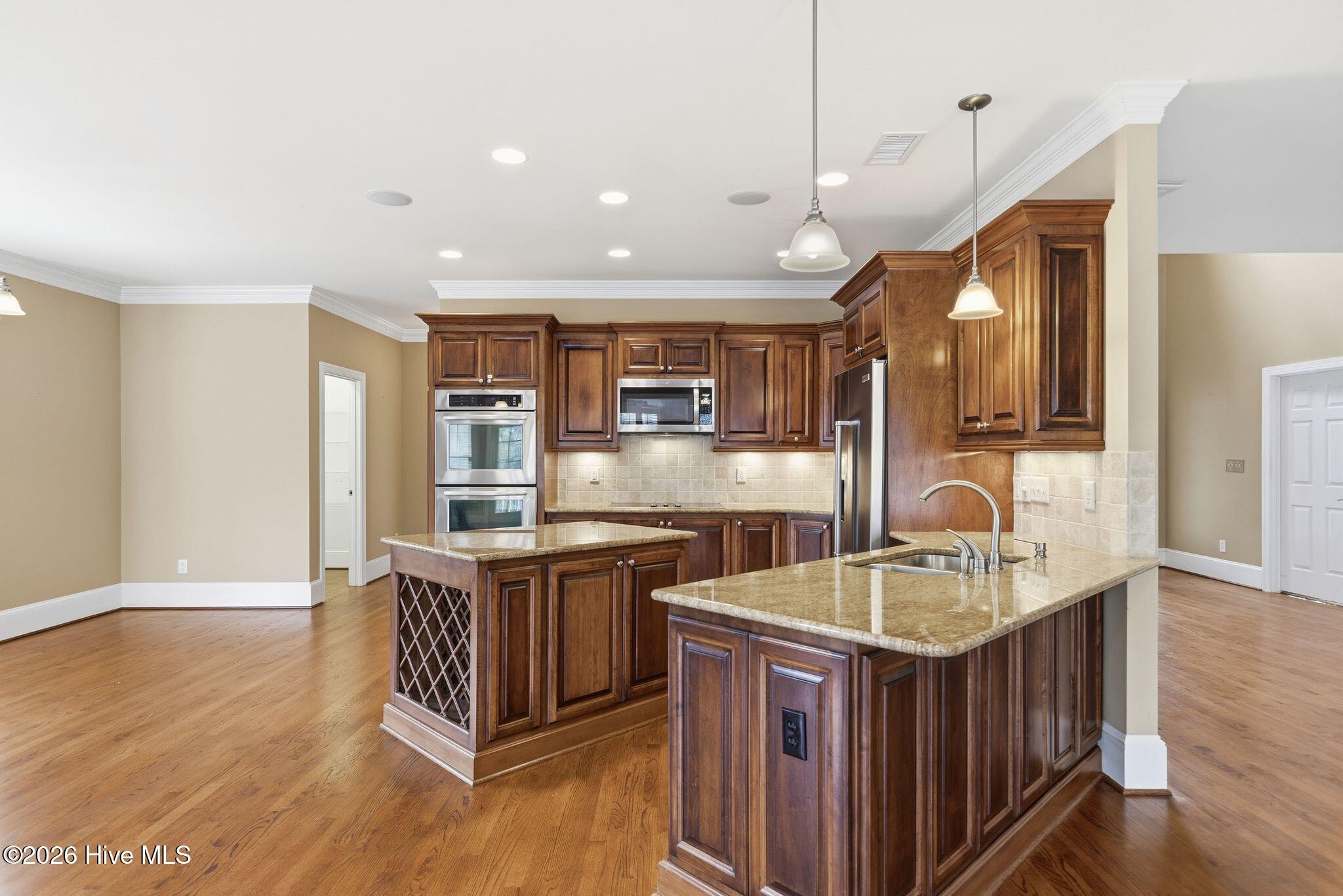 307 Jarret Bay Court Se Property Photo 15