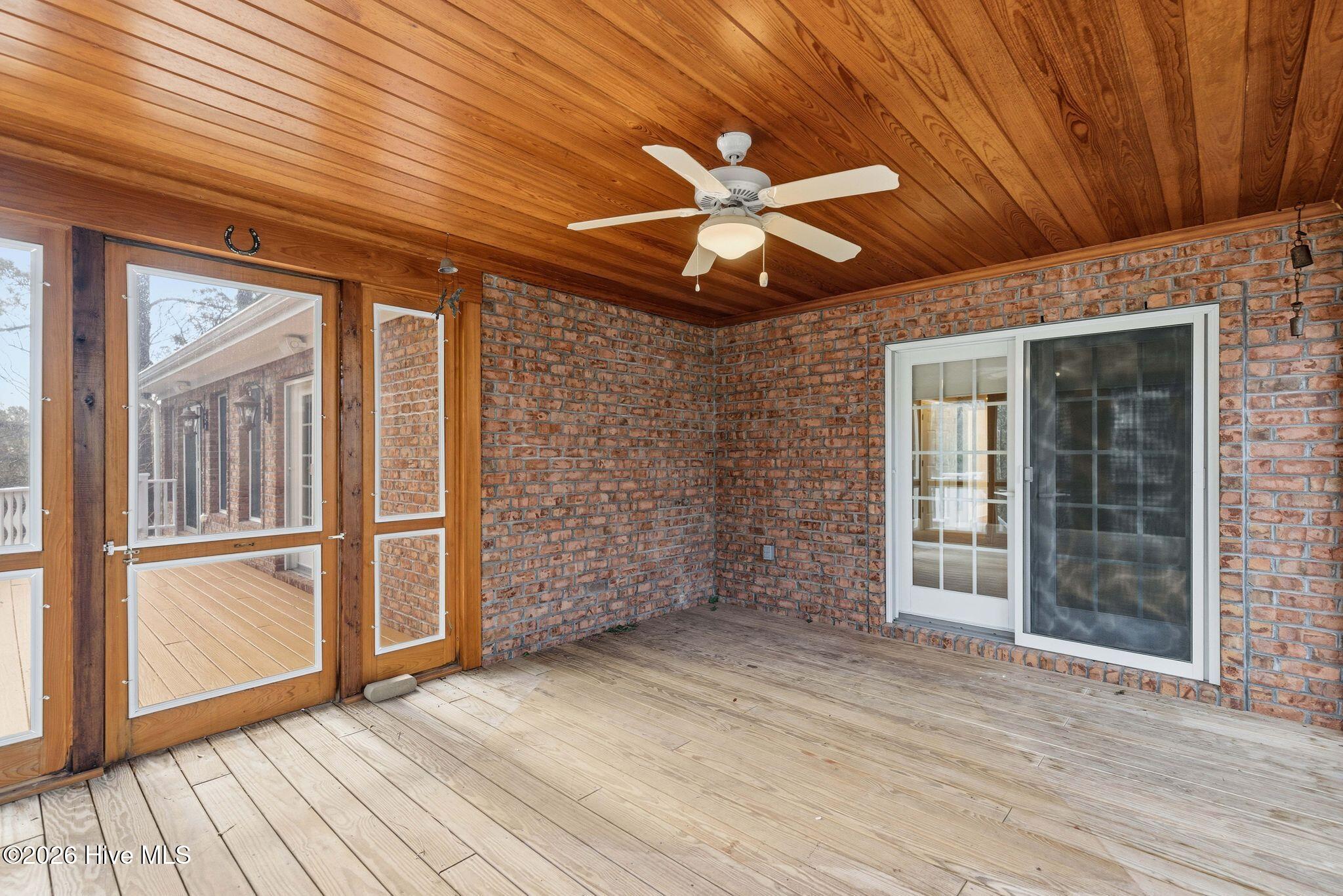 307 Jarret Bay Court Se Property Photo 42