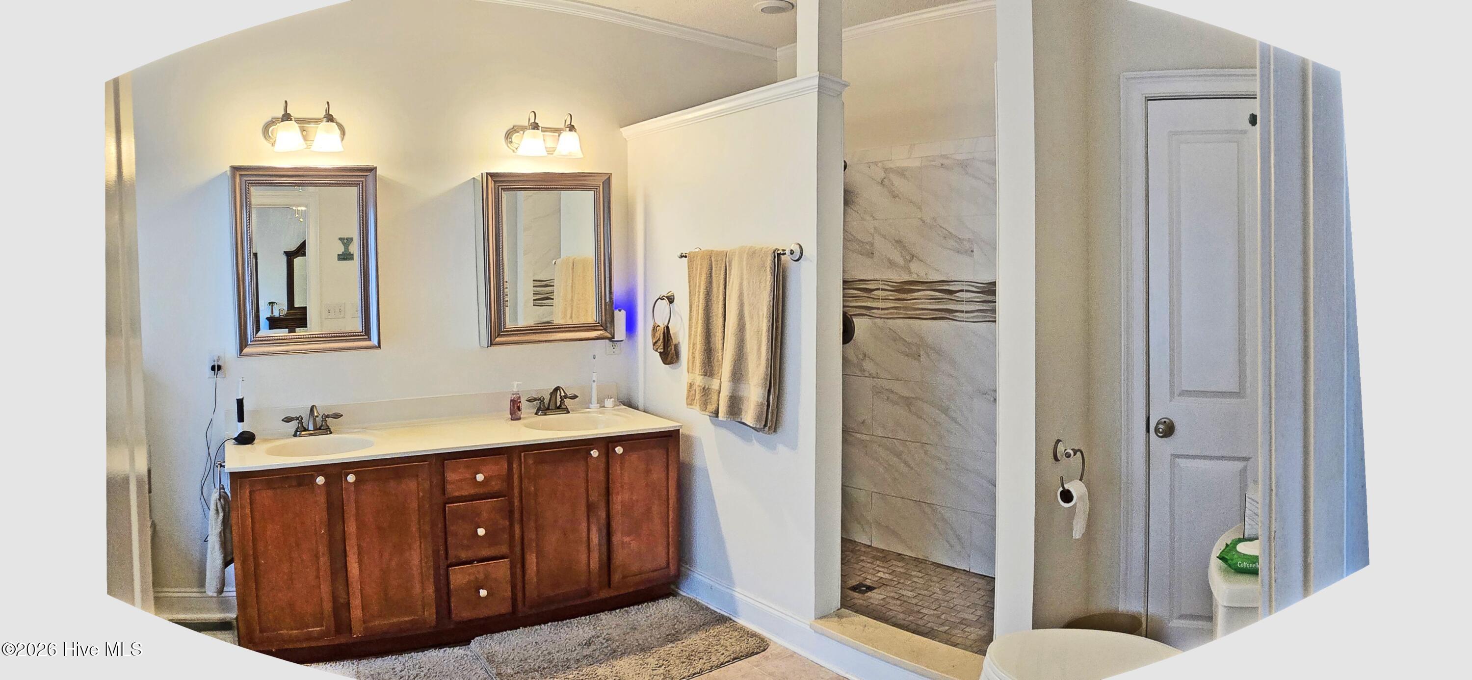 55 Country Club Drive Property Photo 11