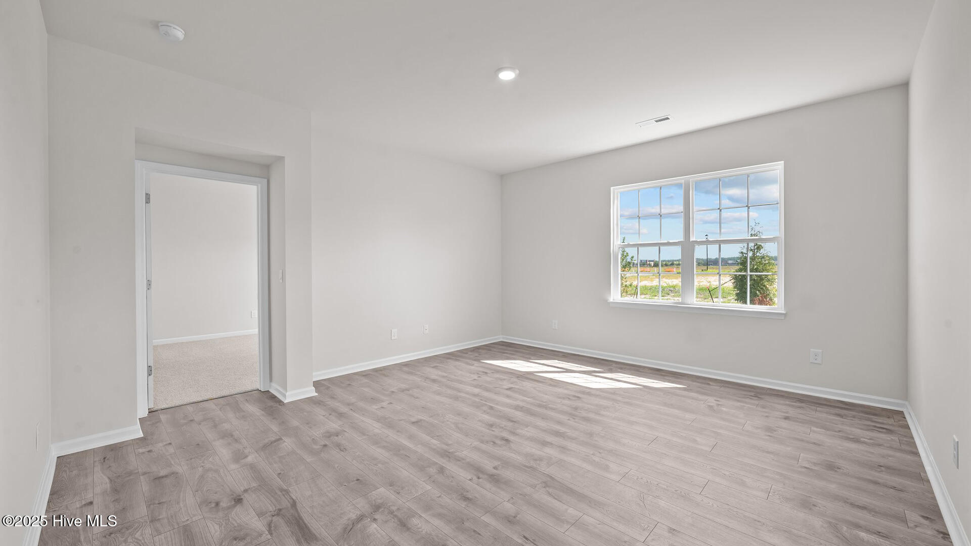 1412 Green Ridge Drive Property Photo 10