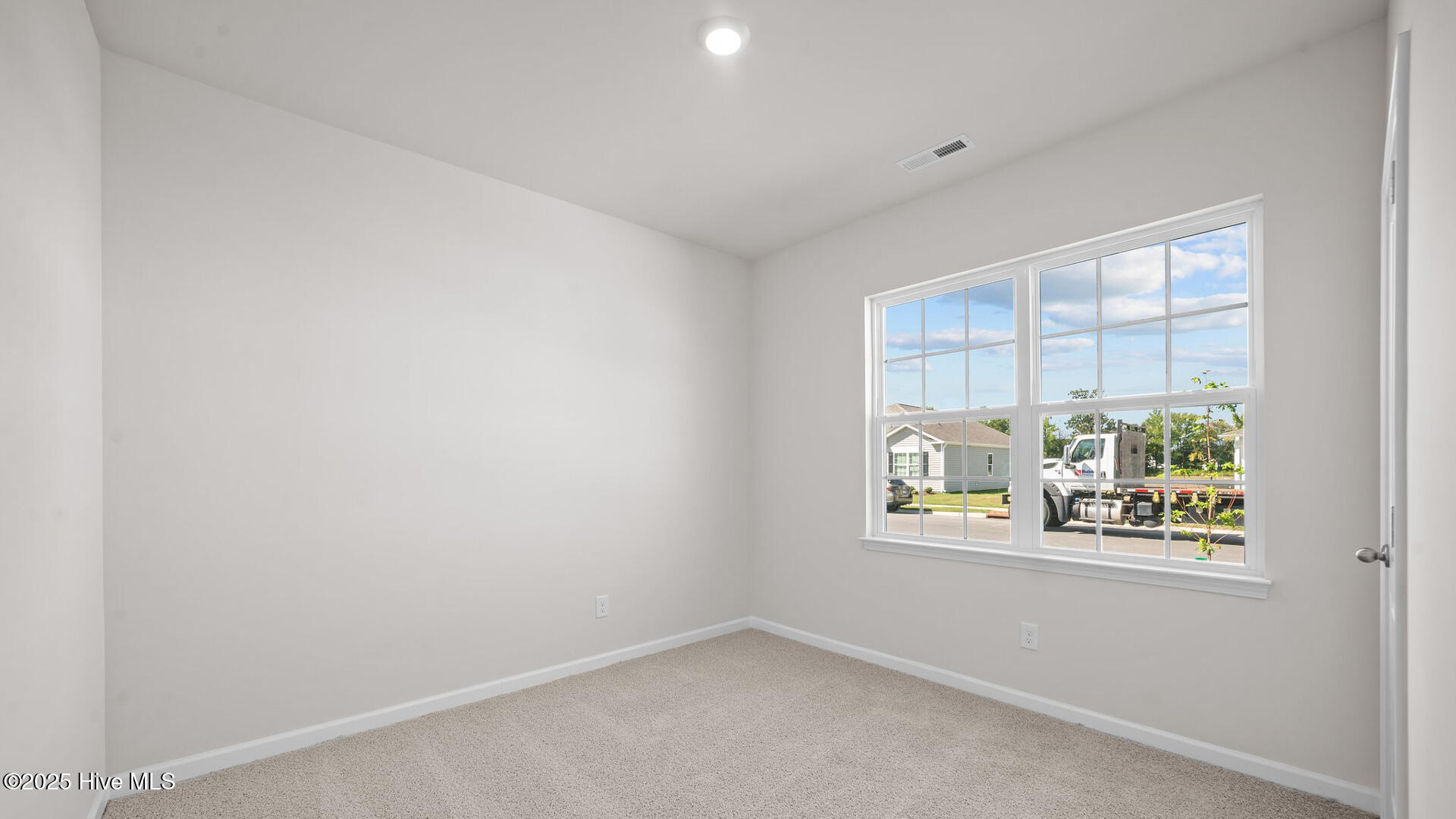1412 Green Ridge Drive Property Photo 13