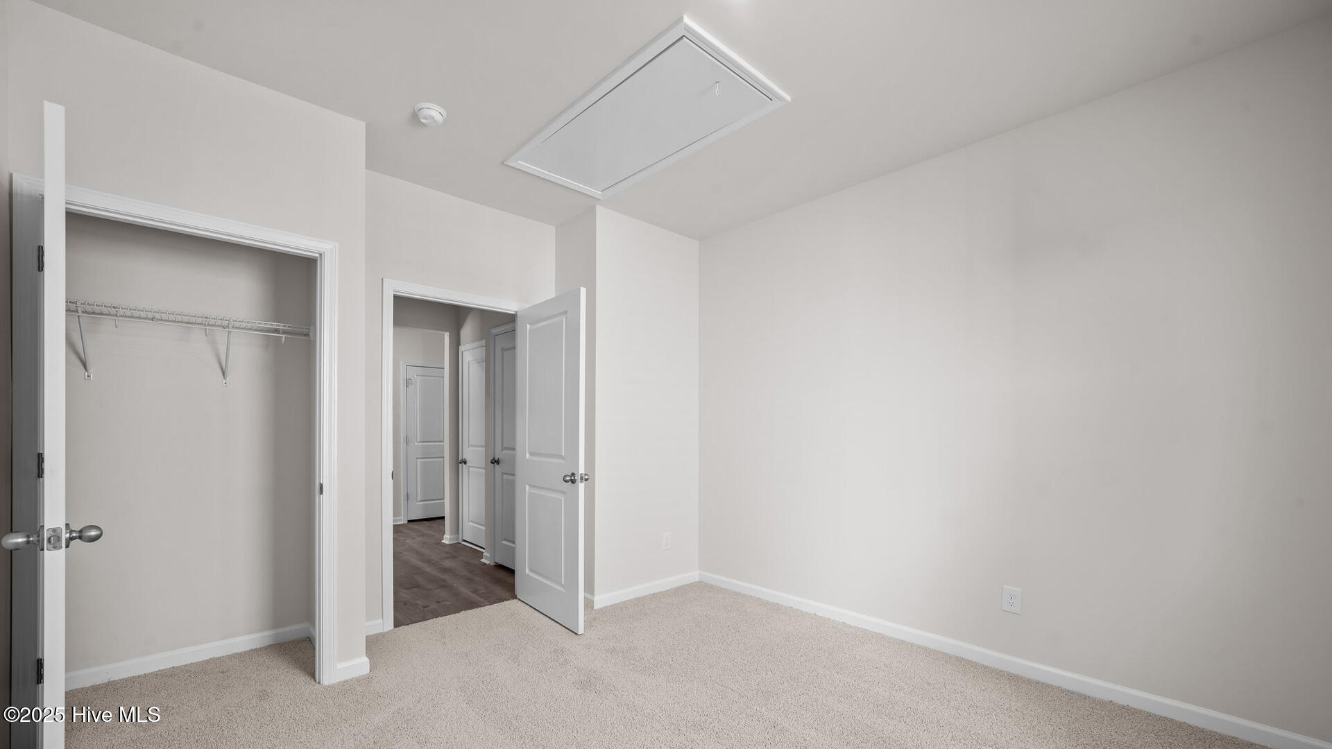 1412 Green Ridge Drive Property Photo 19