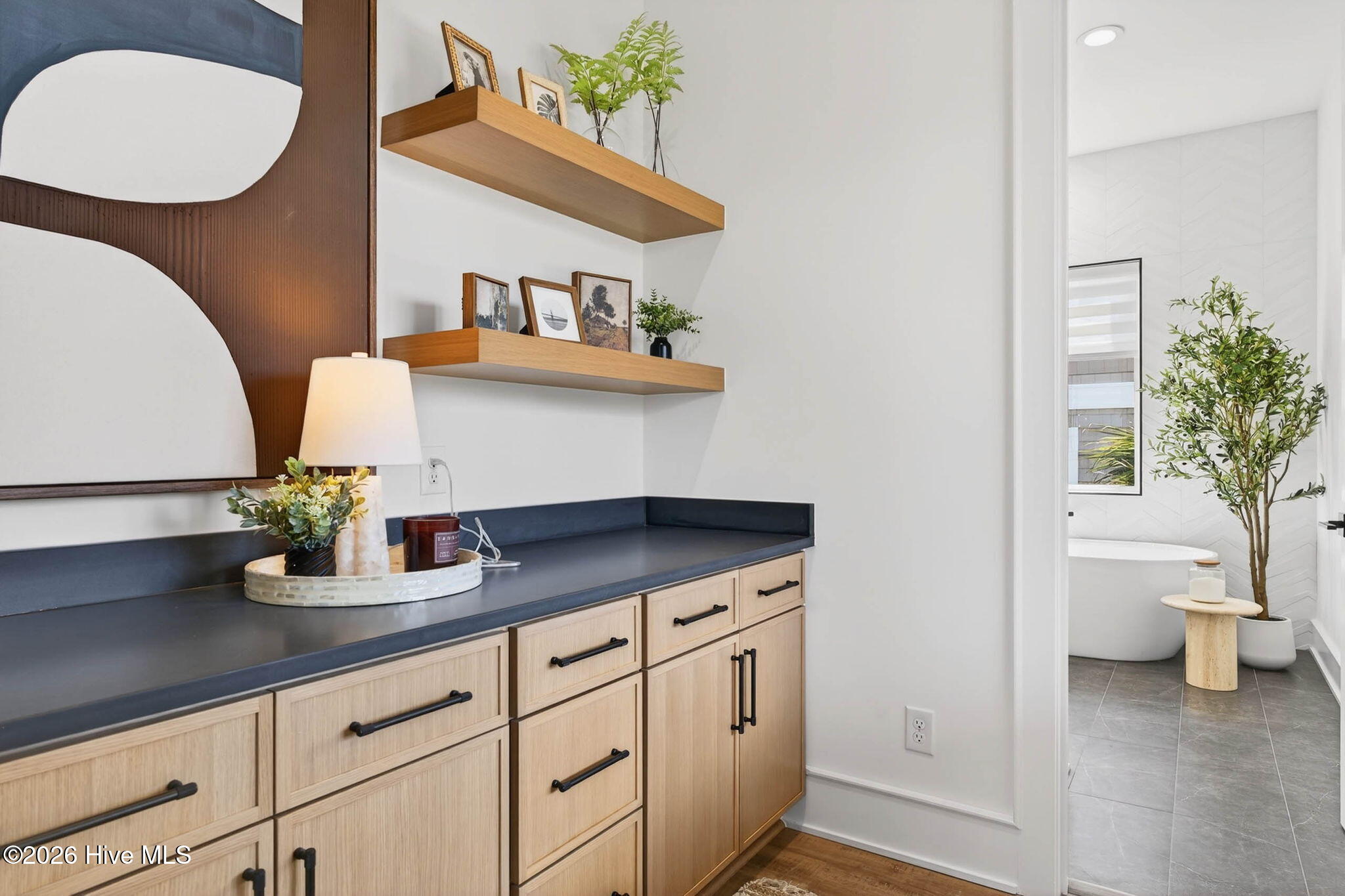 164 E Second Street Property Photo 46