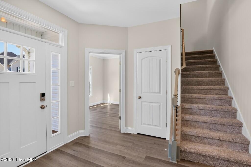 3005 Yellowfin Drive Property Photo 4