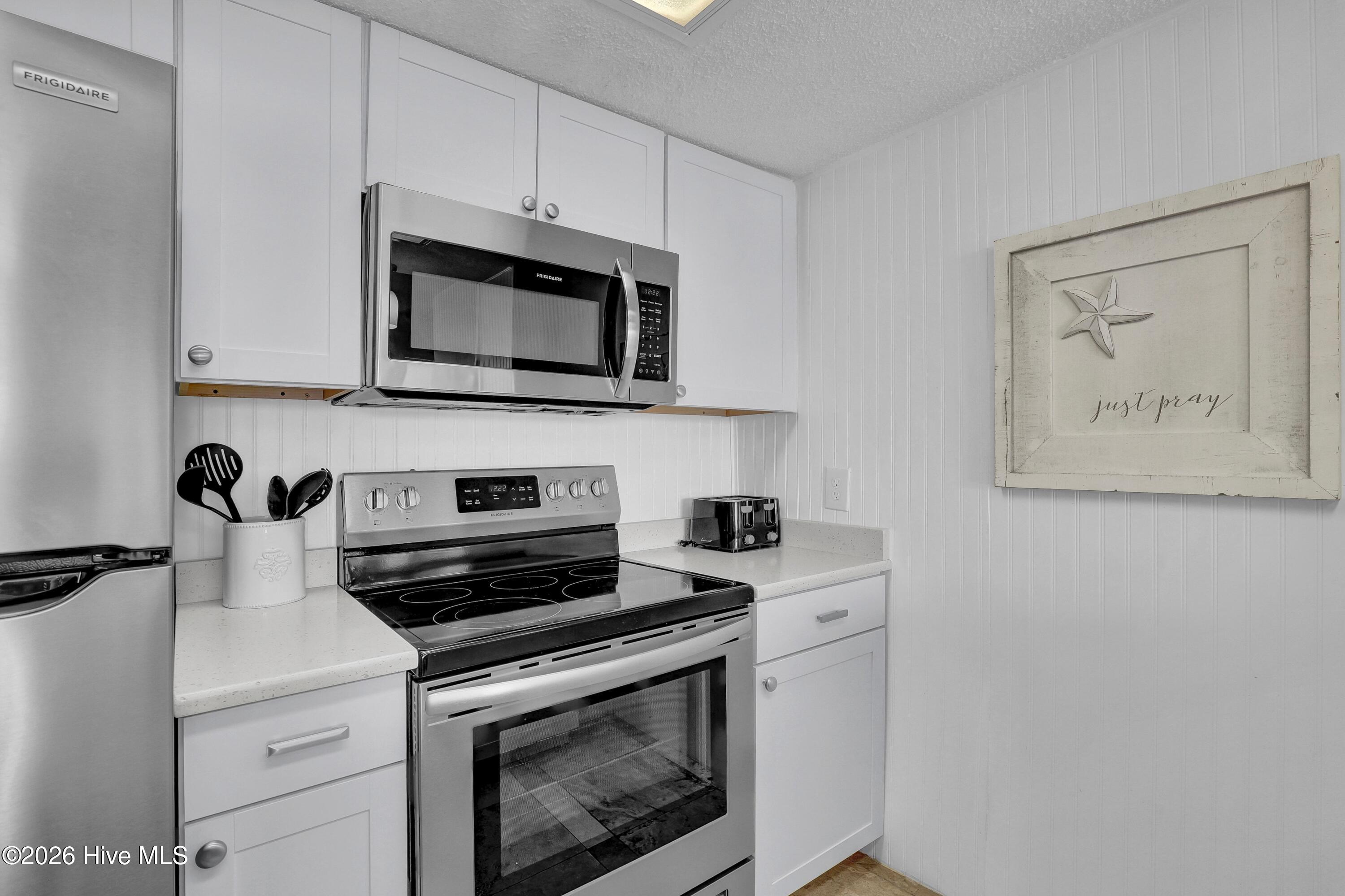 2000 New River Inlet Road 3213 Property Photo 6