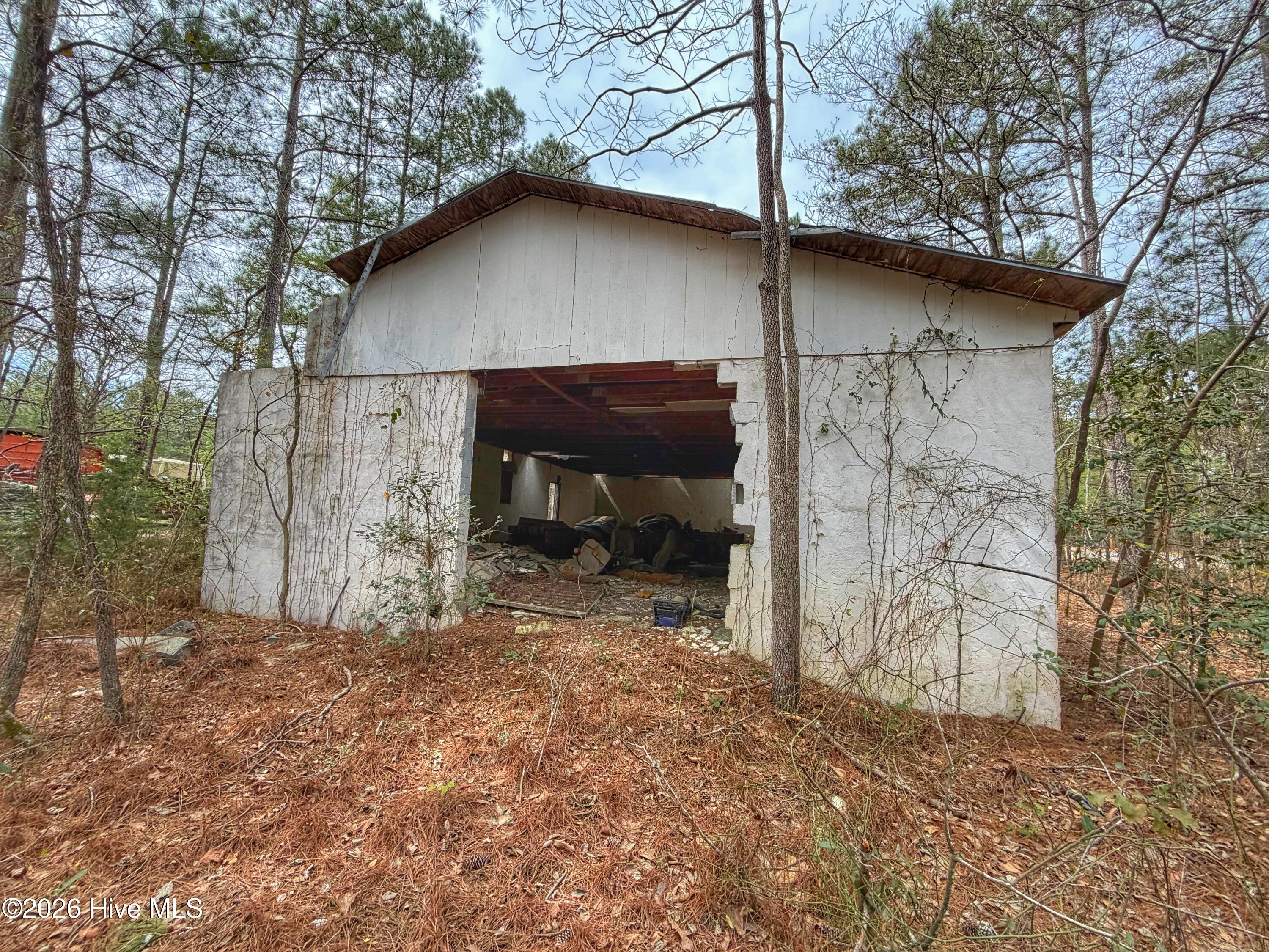 221 Riverview Drive Property Photo 22