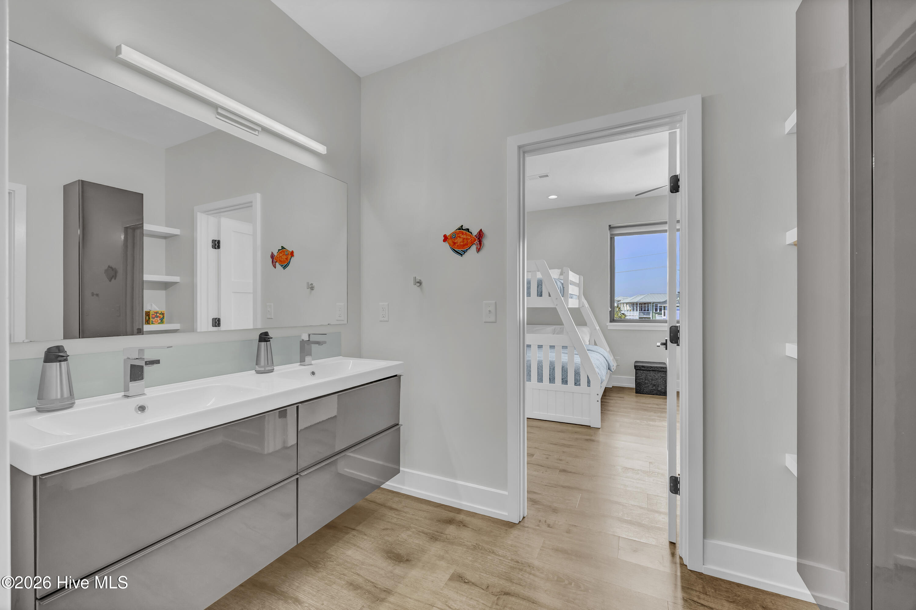 834 Fort Fisher Boulevard N Property Photo 39