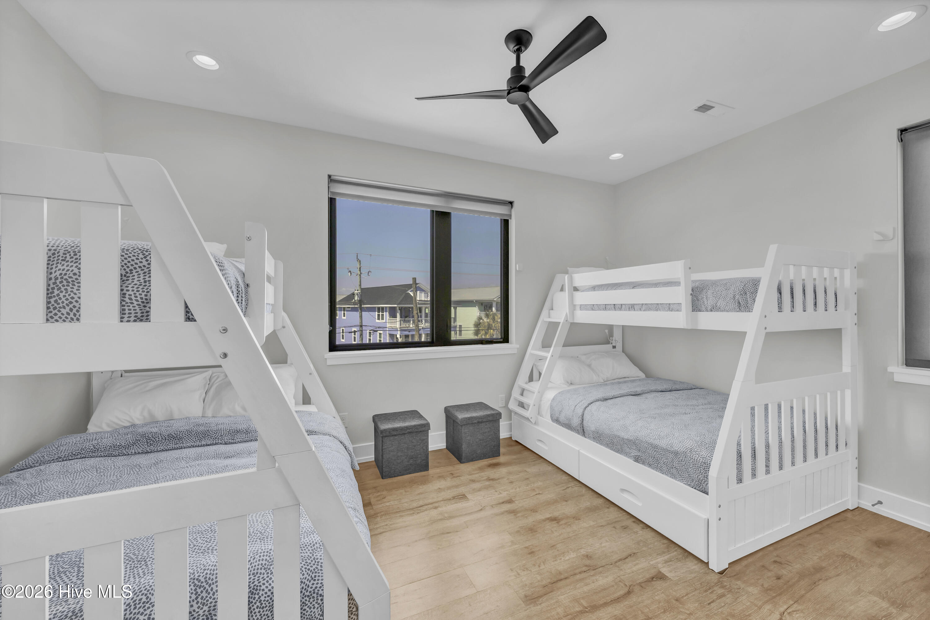834 Fort Fisher Boulevard N Property Photo 42