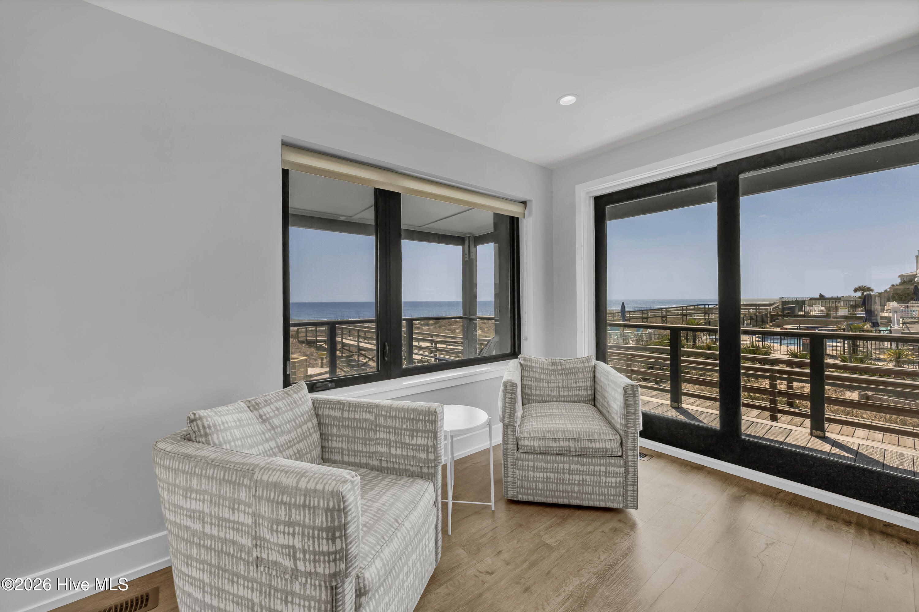 834 Fort Fisher Boulevard N Property Photo 49