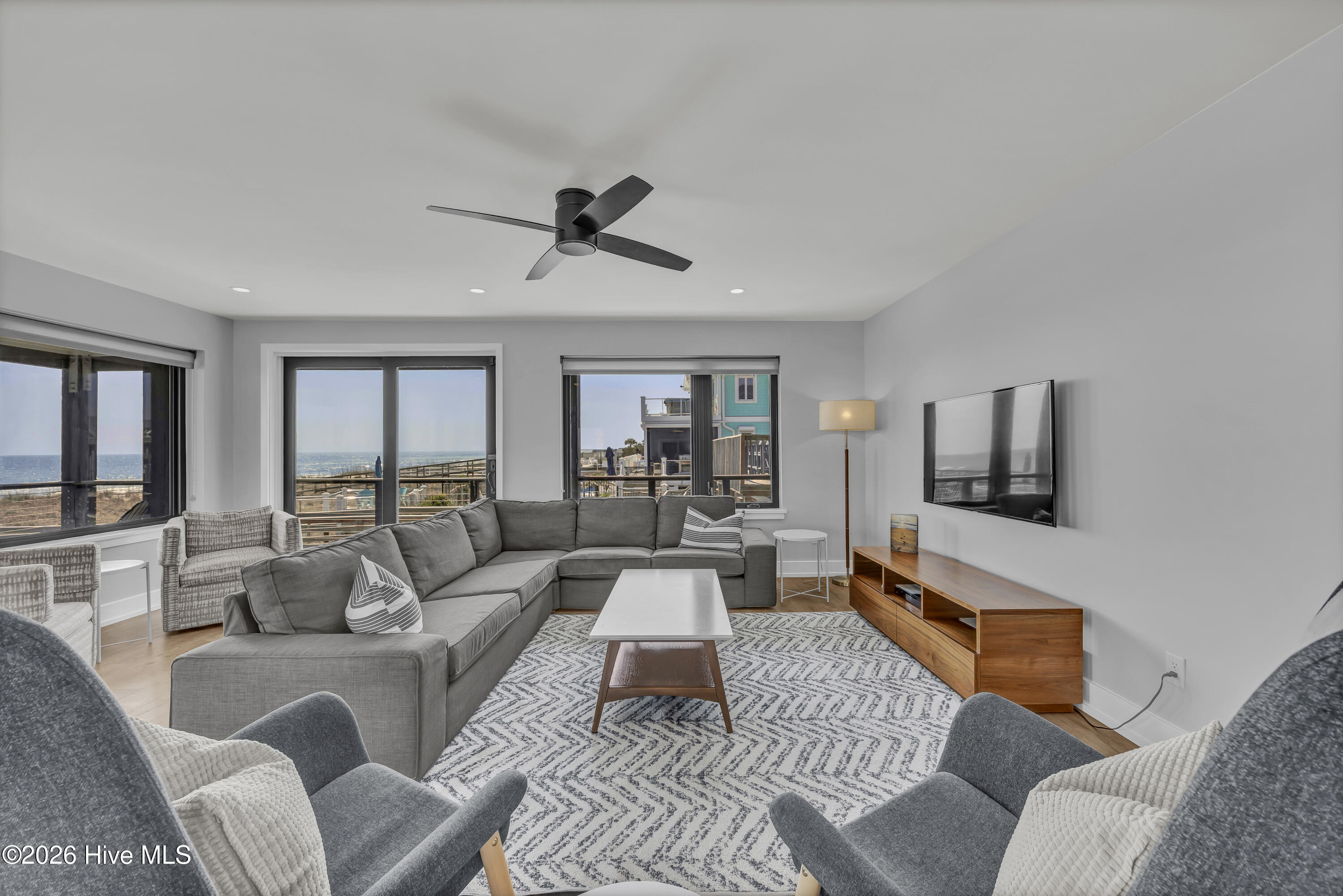 834 Fort Fisher Boulevard N Property Photo 53
