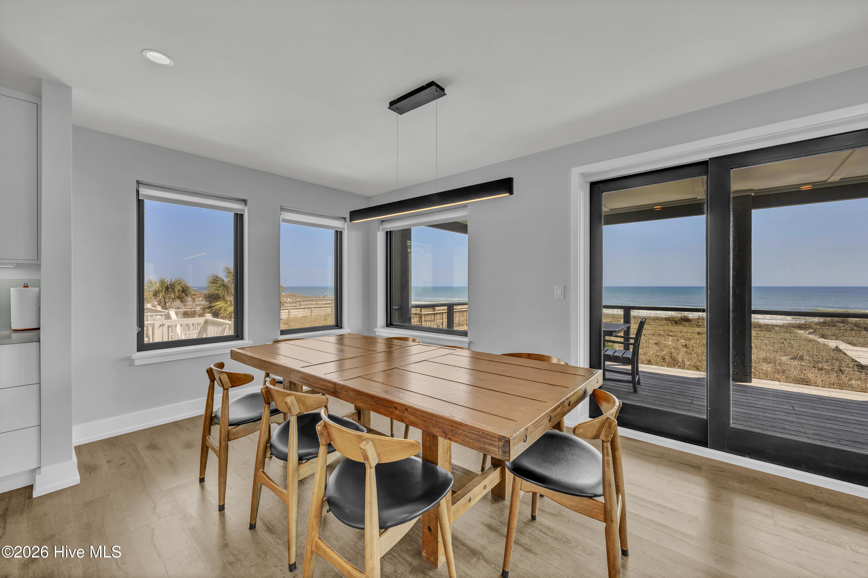 834 Fort Fisher Boulevard N Property Photo 54