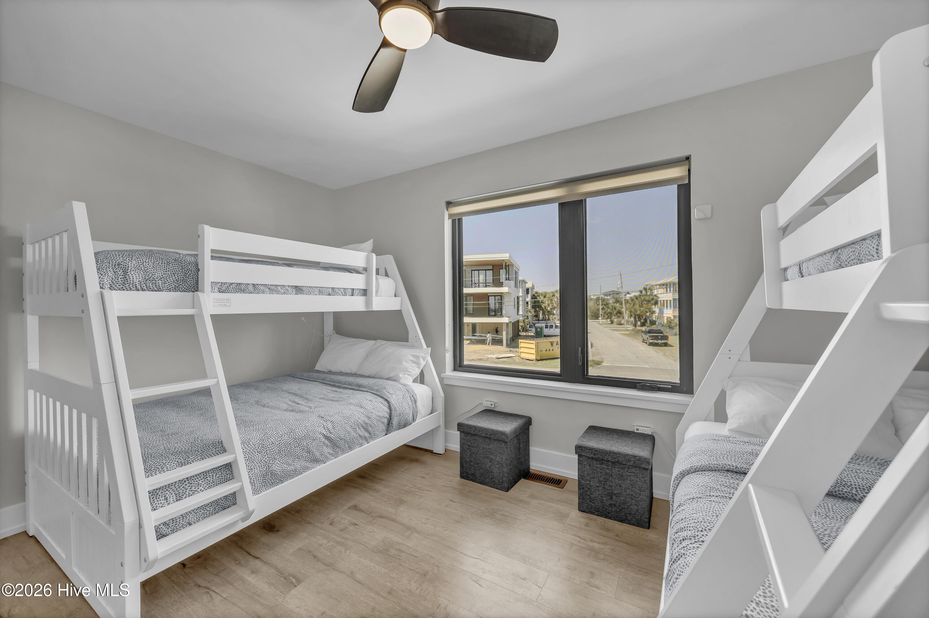 834 Fort Fisher Boulevard N Property Photo 87