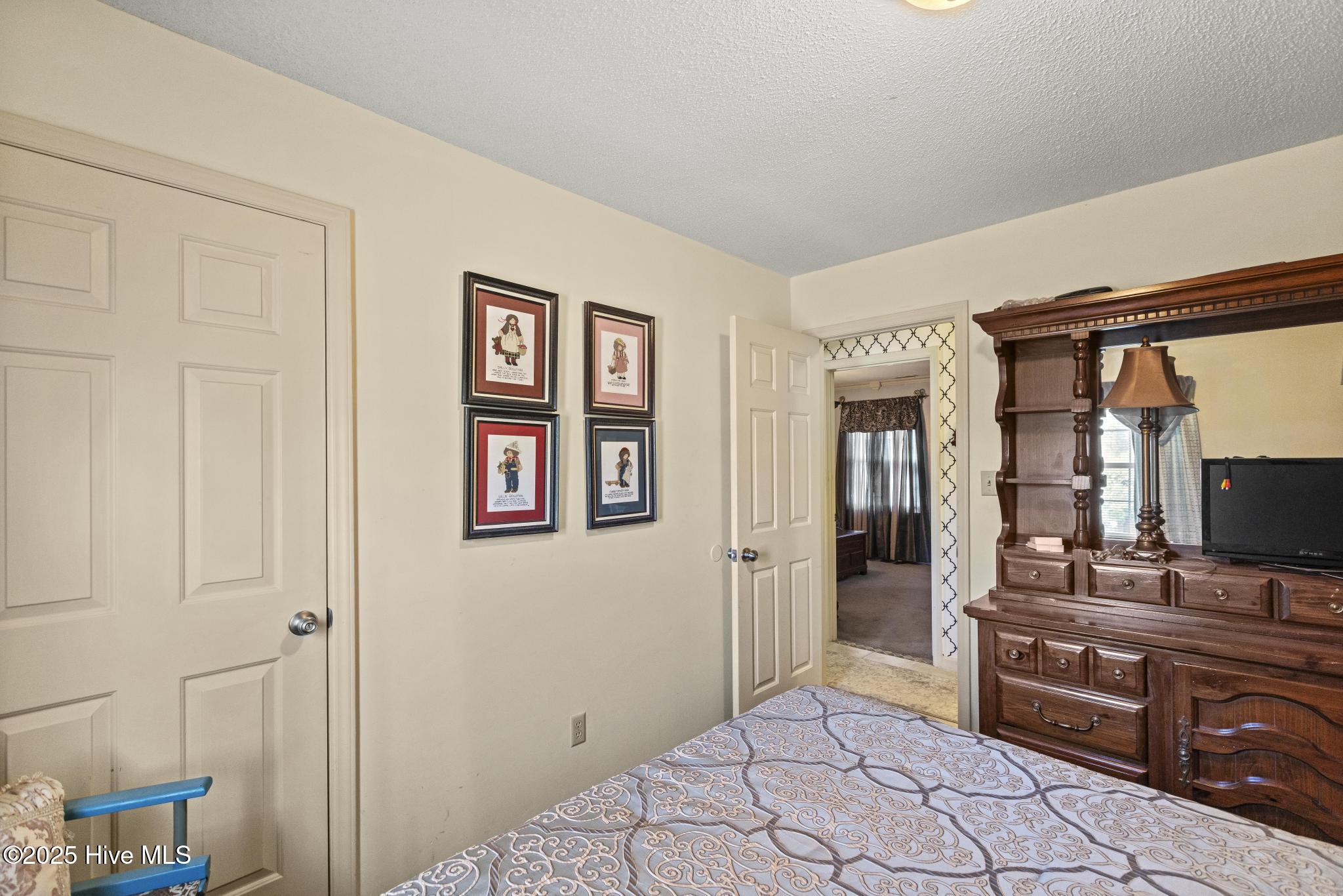 508 University Drive Property Photo 25