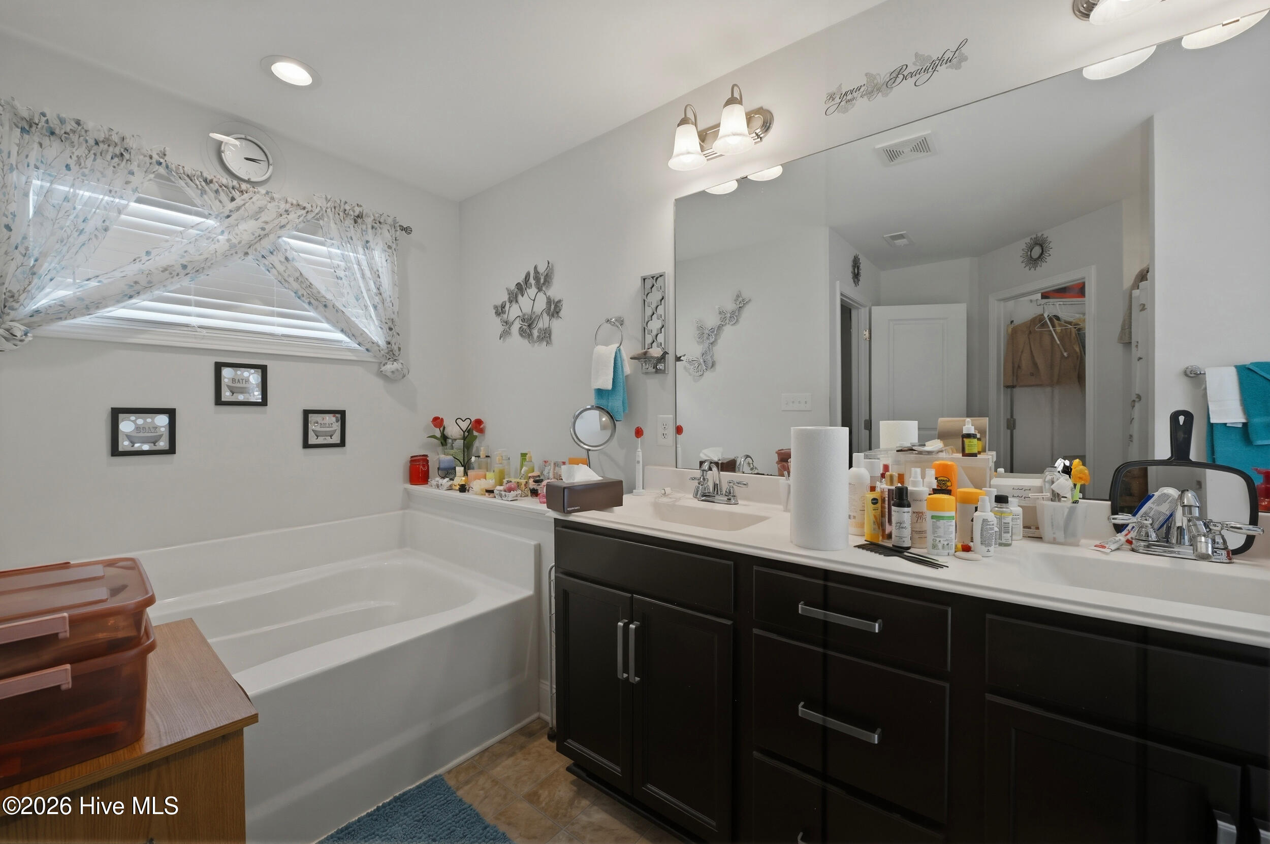 106 Periwinkle Street Property Photo 15