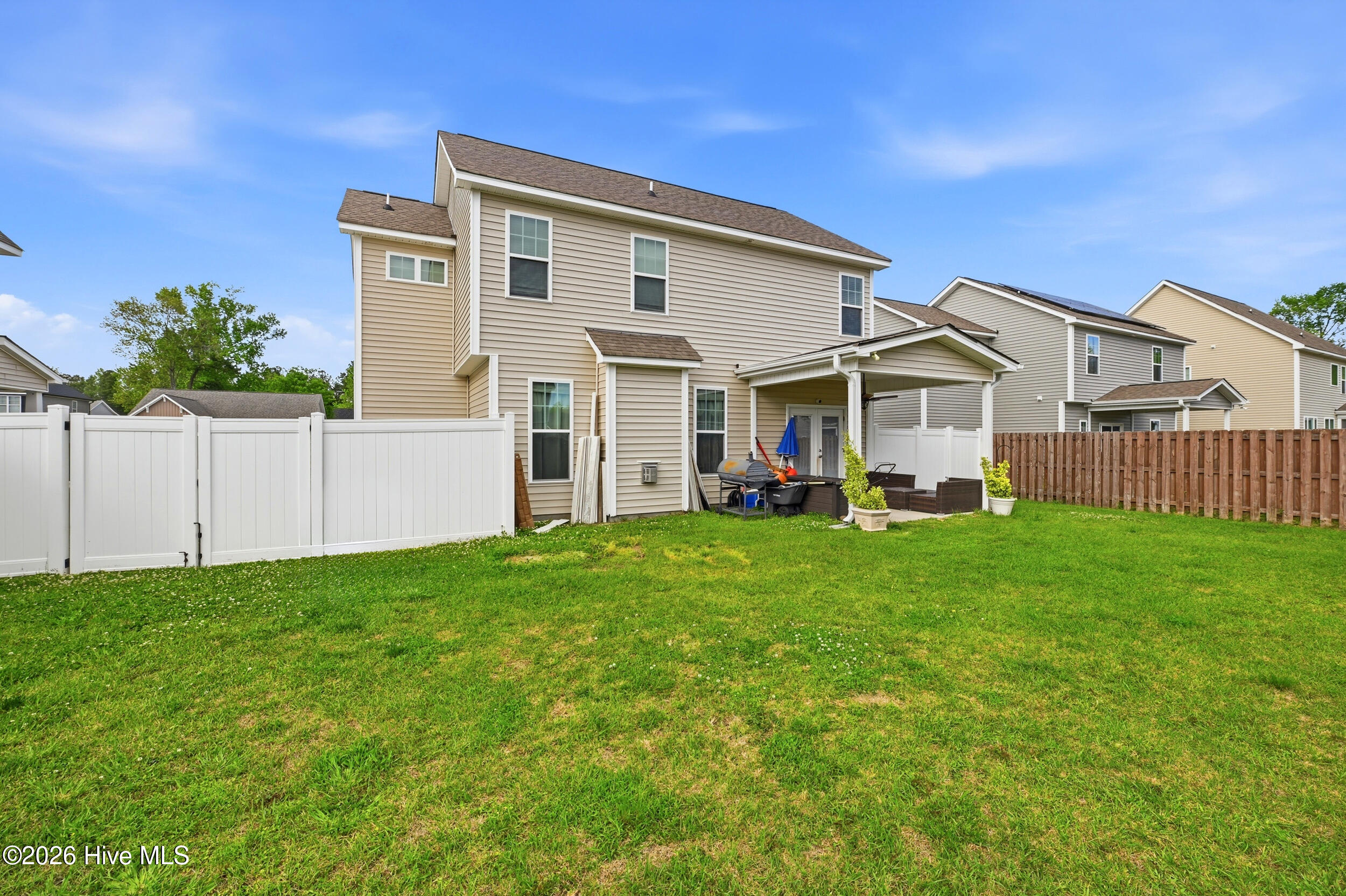 106 Periwinkle Street Property Photo 21